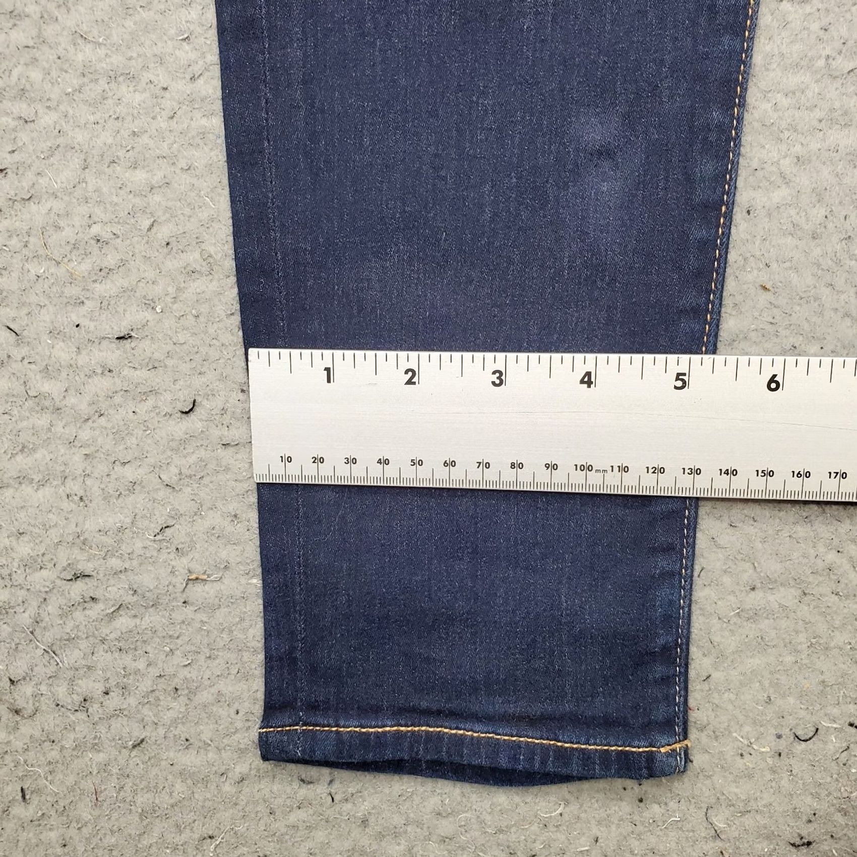 7 For All Mankind 7 for All Mankind Skinny Jeans Womens 31 Blue Denim Dark Wash Contract Stitch Size 24" / US 00 / IT 34 - 5 Thumbnail