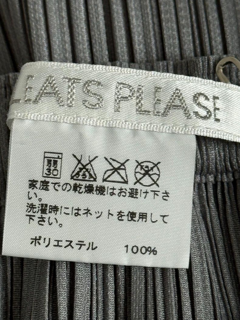Issey Miyake Issey Miyake size:1 Grey pleated skirt Size 22" - 3 Thumbnail