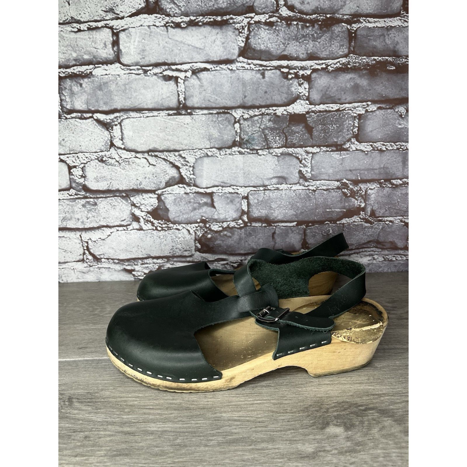 Swedish Hasbeens Swedish Hasbeens Black Leather T-Strap Wooden Clogs Shoes Wo Size US 10.5 / IT 40.5 - 13 Thumbnail