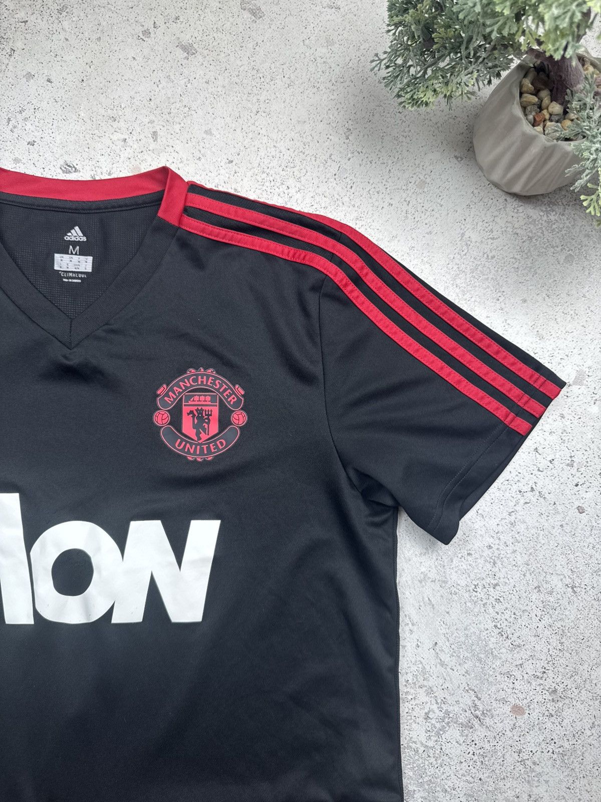 Adidas Adidas Manchester United Fc Training 18/19 Size US M / EU 48-50 / 2 - 3 Thumbnail