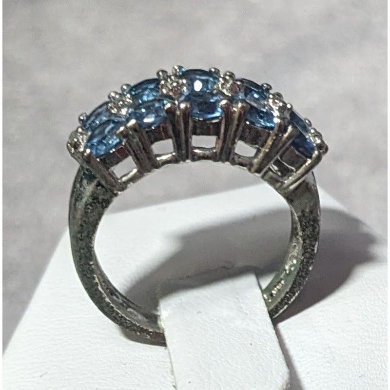 Other Blue And Clear Gemmed Double Row Silver Tone Ring Size 5 3/4 Size ONE SIZE - 6 Thumbnail