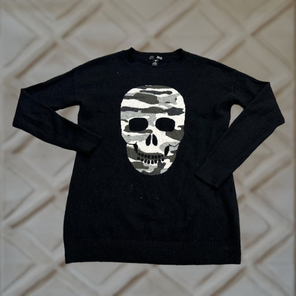 VINTAGE not applicable – Aqua Cashmere Sweater Women XS Black Skull Crew Neck Knit Pullover Casual Womens XS Black Skull Logo Punk Retro 90s Theme