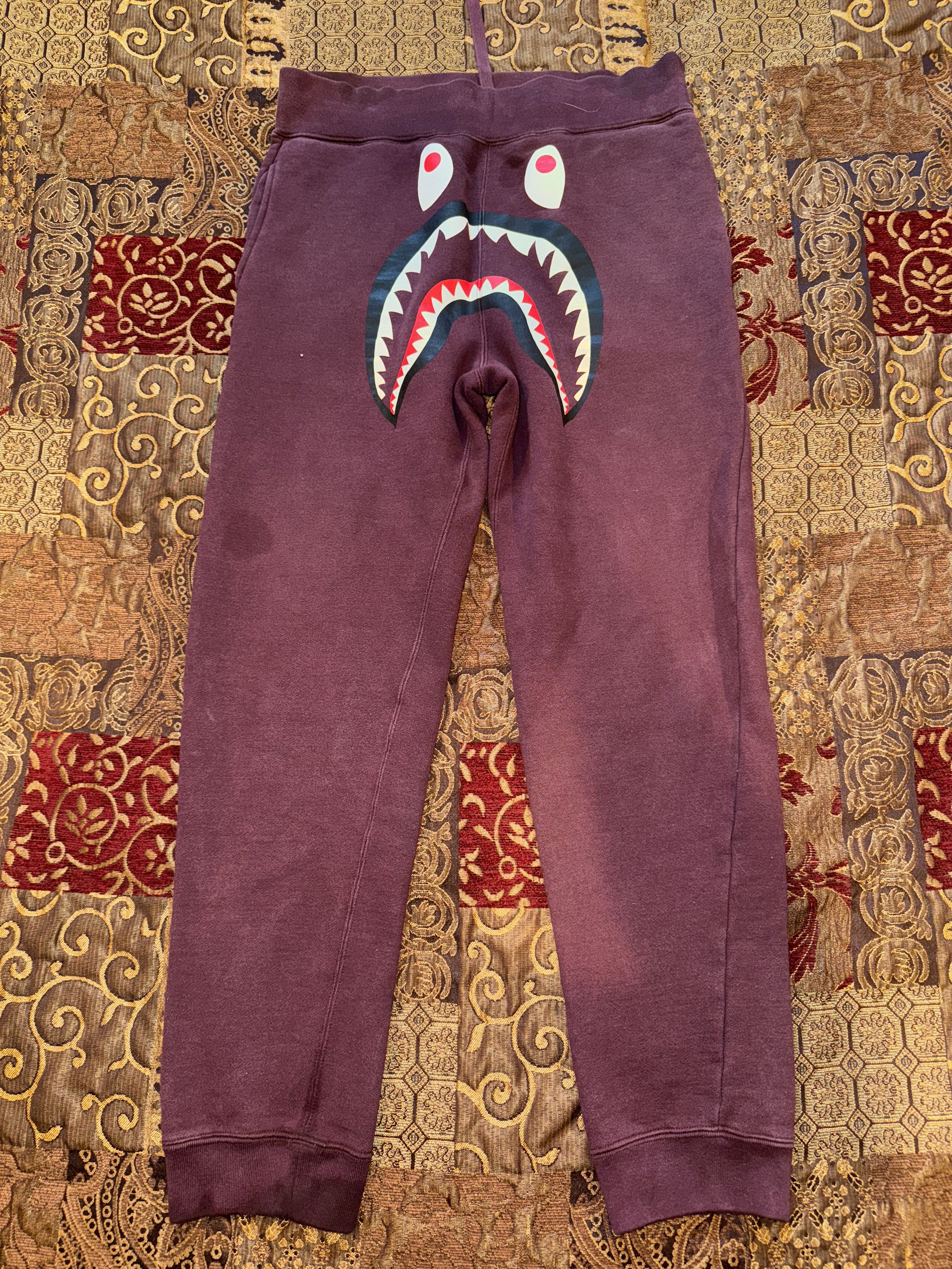 Bape Bape Sharkbite Sweatpants Size US 32 / EU 48 - 1 Thumbnail