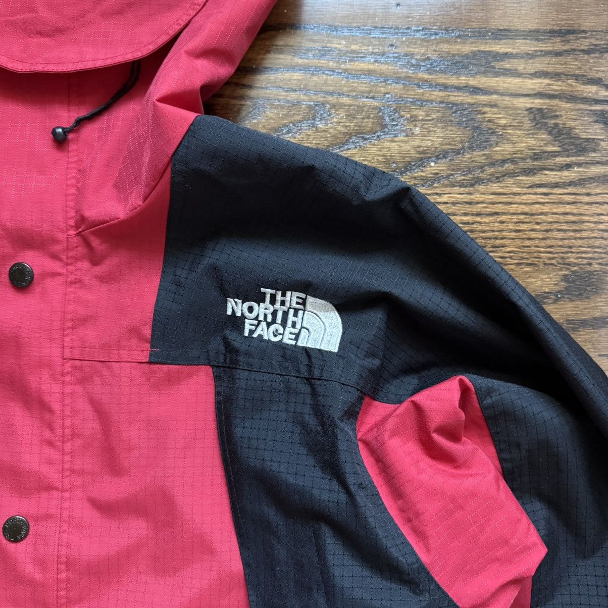 The North Face The North Face Gore-Tex Shell Jacket - Red/Black - Size S Size US S / EU 44-46 / 1 - 3 Thumbnail