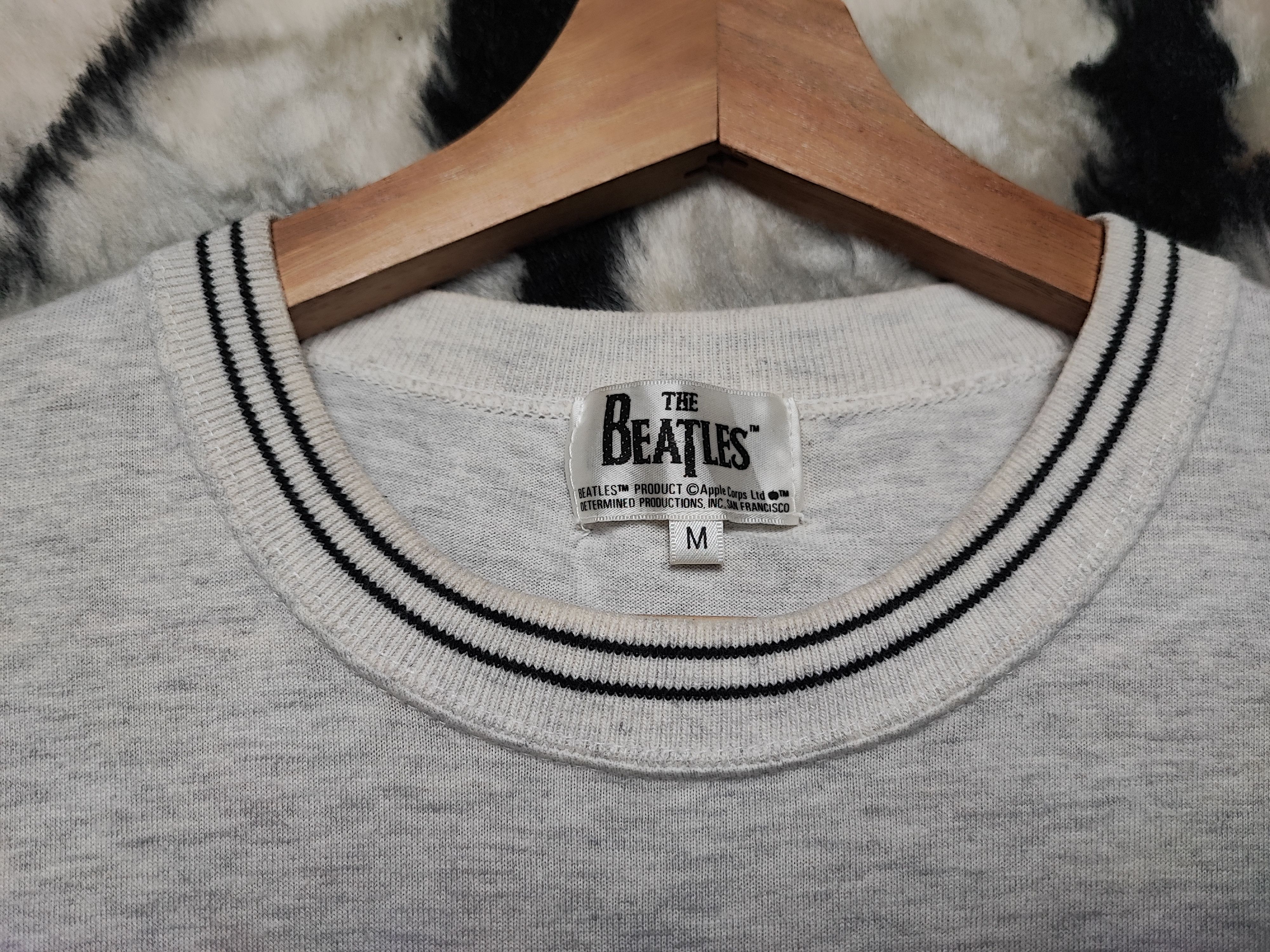 Band Tees Vintage Japan The Beatles Tshirt Band Size US M / EU 48-50 / 2 - 11 Thumbnail