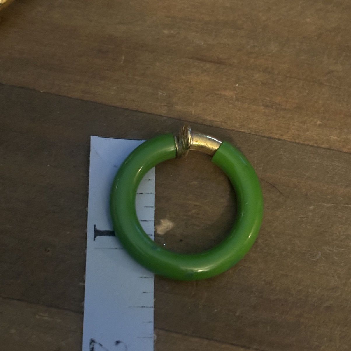 Vintage Vintage 60’s green enamel clip on hoop earrings Size ONE SIZE - 3 Thumbnail