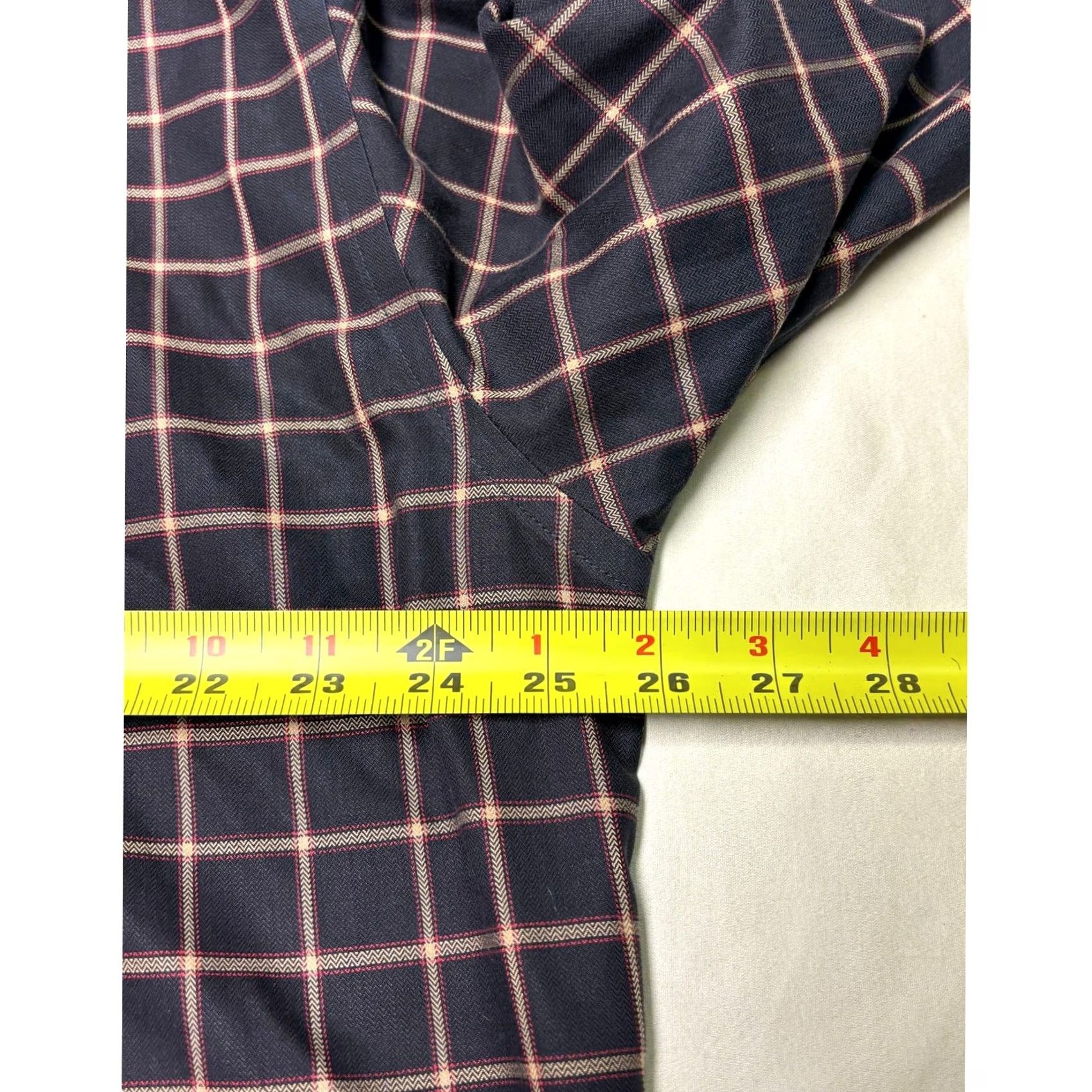 Brooks Brothers Brooks Brothers 346 Mens Large Non Iron Cotton Windowpane Button Down Shirt Navy Size US L / EU 52-54 / 3 - 7 Thumbnail