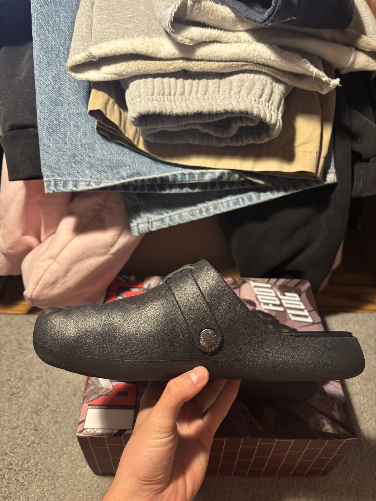 Bravest Studios × Marvel Comics Bravest Studios Black Hulk Clogs Size US 8 / EU 41 - 3 Thumbnail