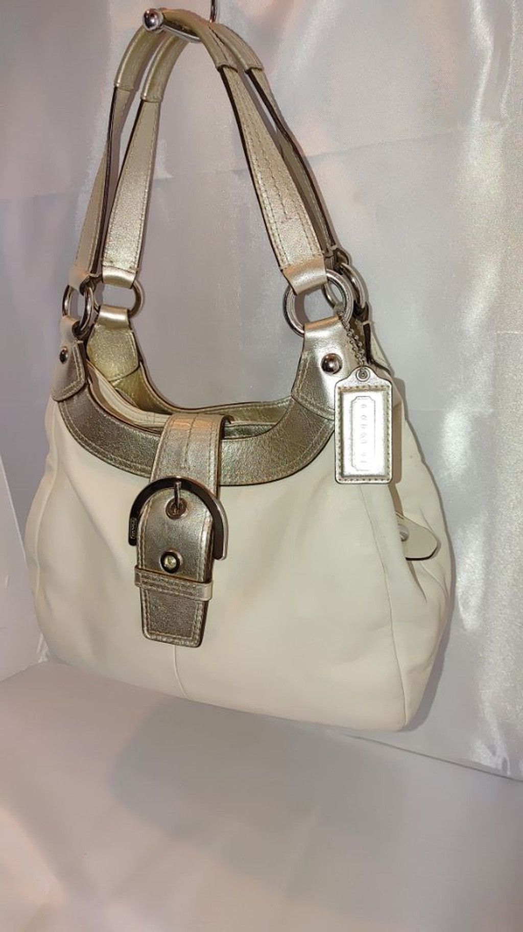 Coach Coach Soho Lynn Hobo Bag F17219 Size ONE SIZE - 3 Thumbnail
