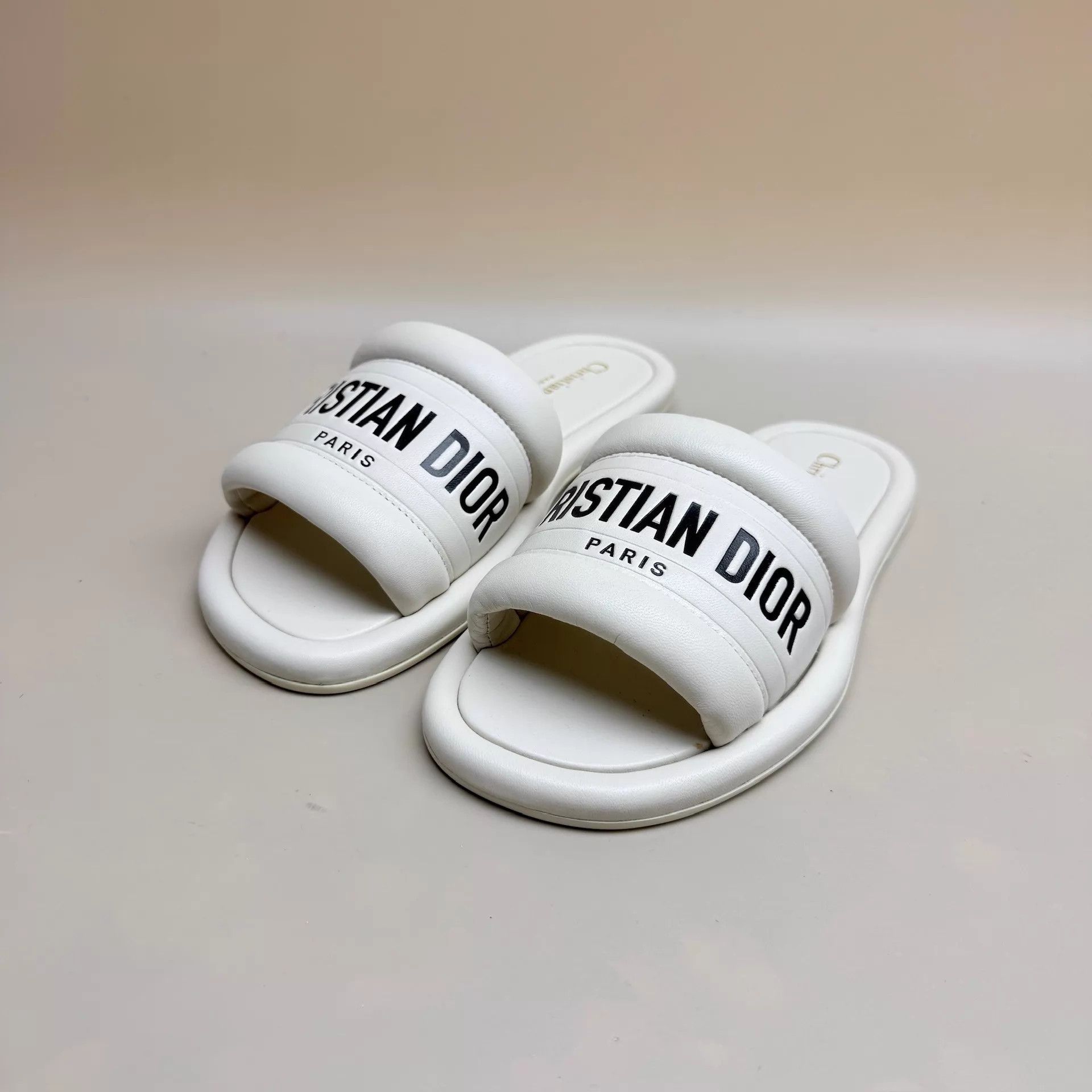 Dior Dior Black & White Logo Slippers 36.5 New Unworn Size US 6 / IT 36 - 1 Thumbnail