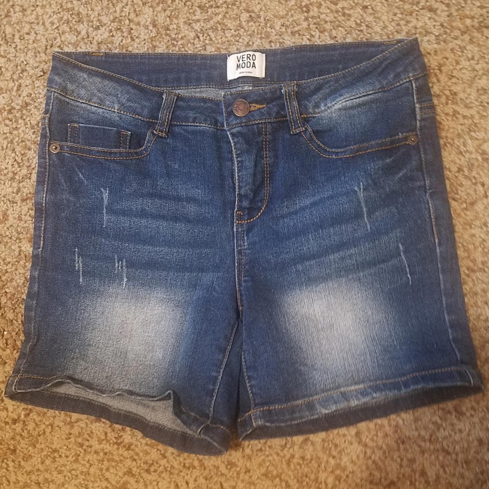 Designer Vero Moda Denim Blue Women's Shorts Size 27" / US 4 / IT 40 - 2 Thumbnail