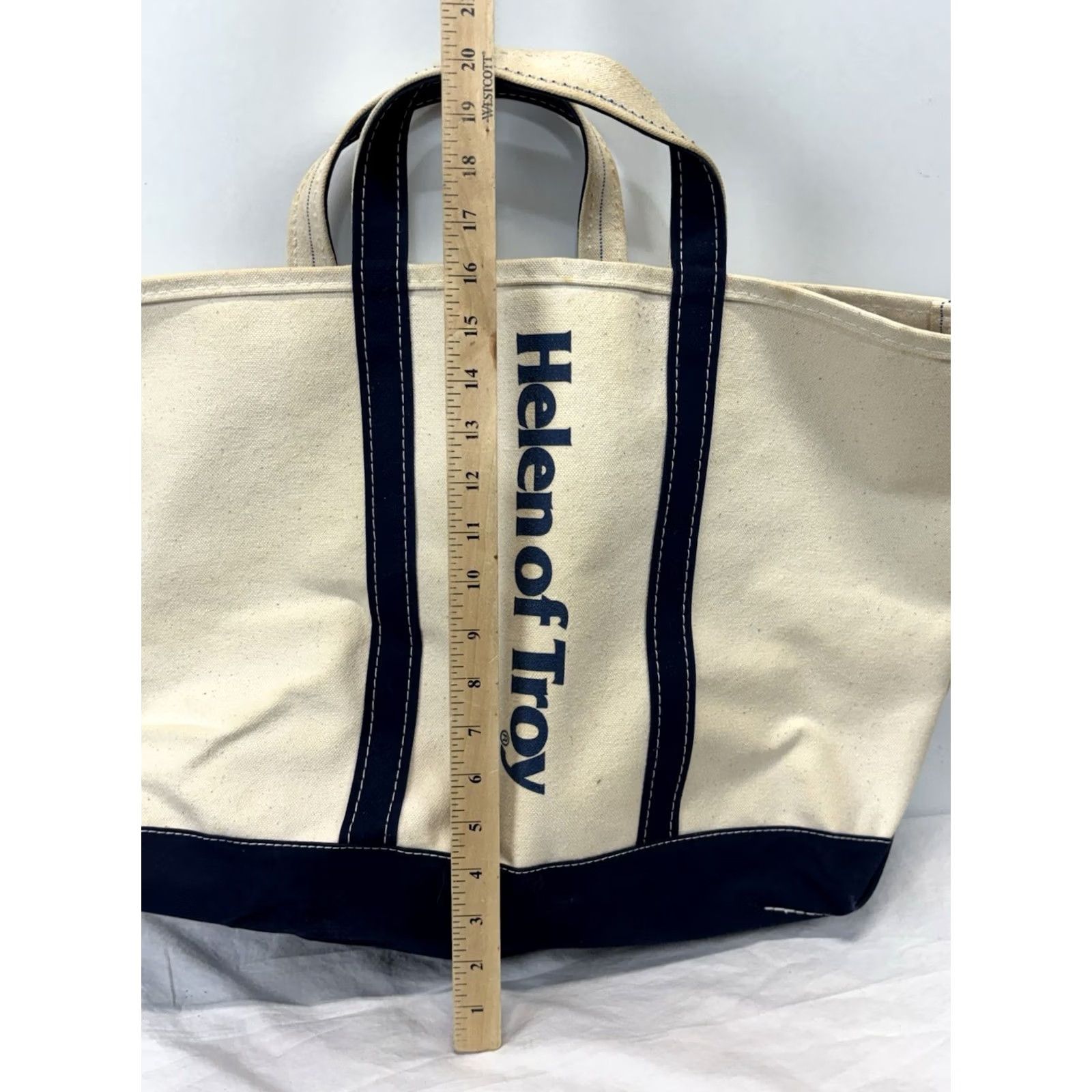 Vintage VINTAGE L.L. Bean Tote Bag Ivory Navy Helen Of Troy Logo Distressed 80s Canvas Classic Preppy Men Size ONE SIZE - 5 Thumbnail