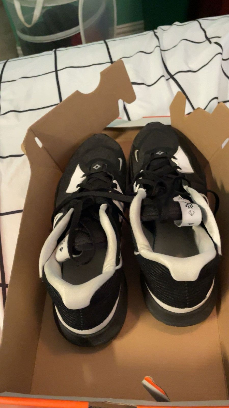 Nike nike kyrie 5 low black tb Size US 13 / EU 46 - 2 Thumbnail