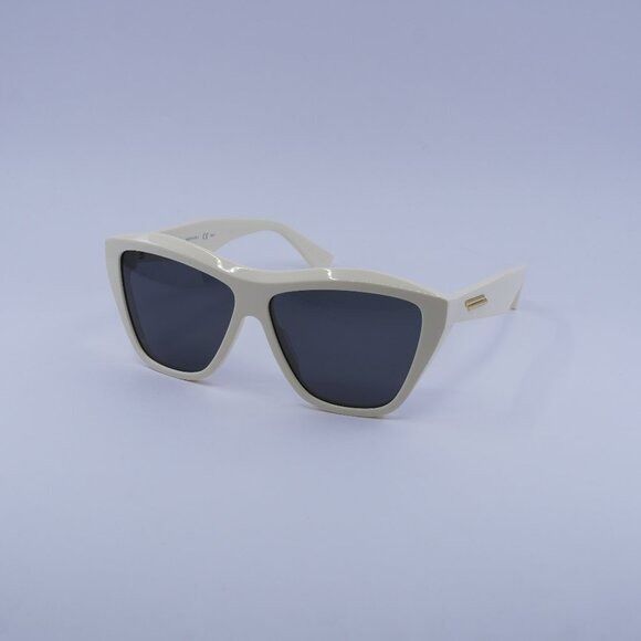 Bottega Veneta Bottega Veneta BV1092S 003 Sunglasses Ivory Cat Eye Frame Size ONE SIZE - 3 Thumbnail
