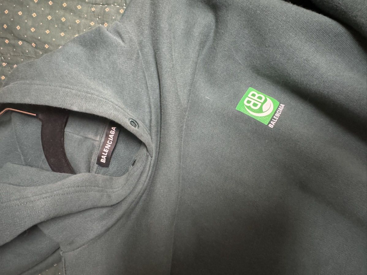 Balenciaga Rare Balenciaga Bio Leaf Hoodie Size US S / EU 44-46 / 1 - 3 Thumbnail