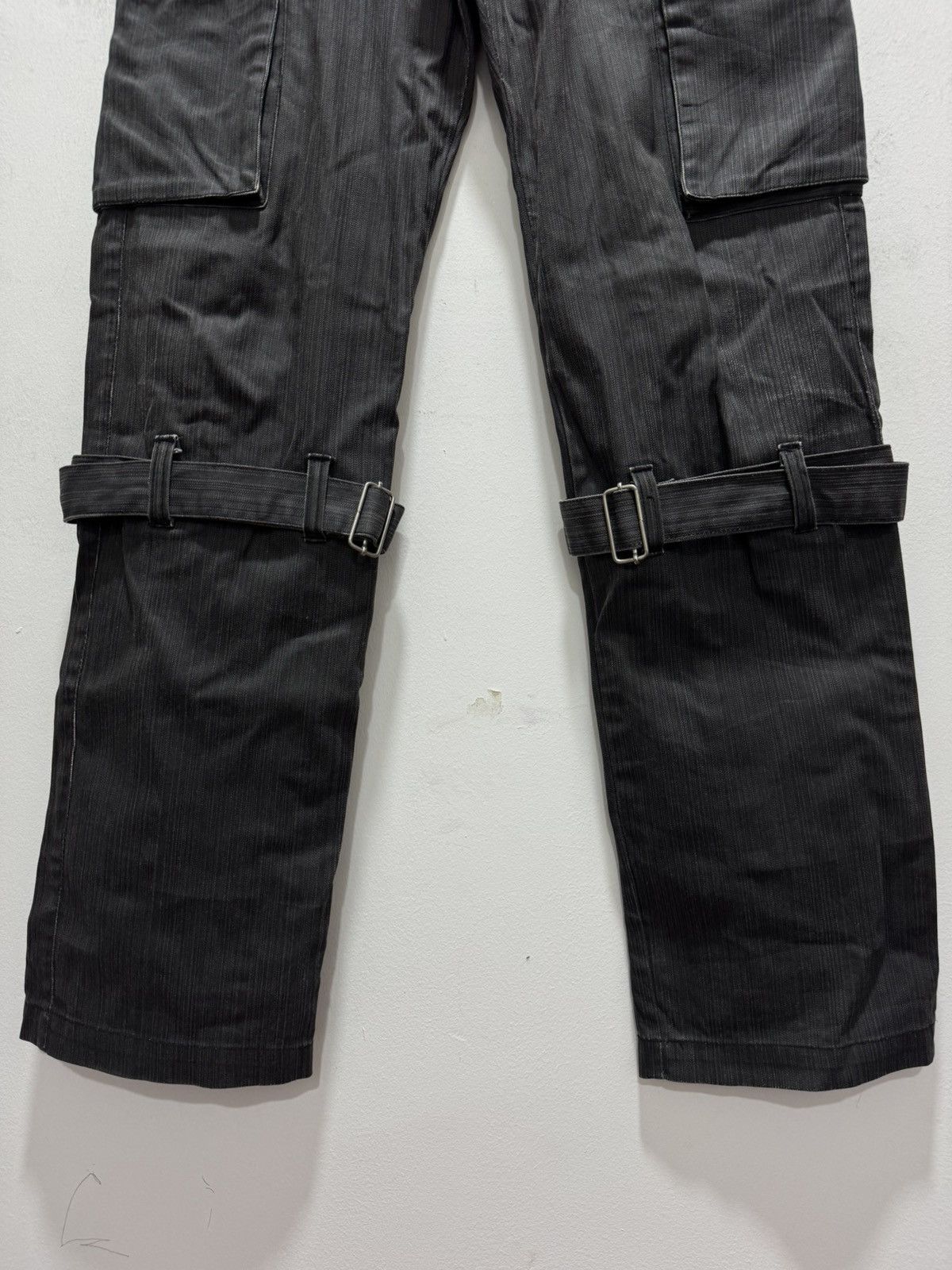 Japanese Brand JAPANESE STYLE IN THE ATTIC GOTH BONDAGE PUNK CARGO PANTS Size US 29 - 6 Thumbnail