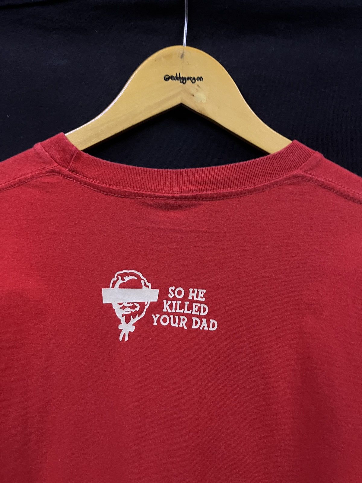 Vintage PARODY KFC SO HE KILLED YOUR DAD TSHIRT Size US L / EU 52-54 / 3 - 4 Thumbnail