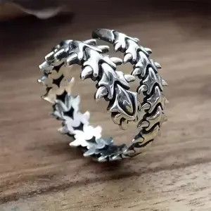 Jewelry x Ring Gold Plated Vintage Punk Centipede Ring Artistry Hyperbole Unisex Gothic in Silver