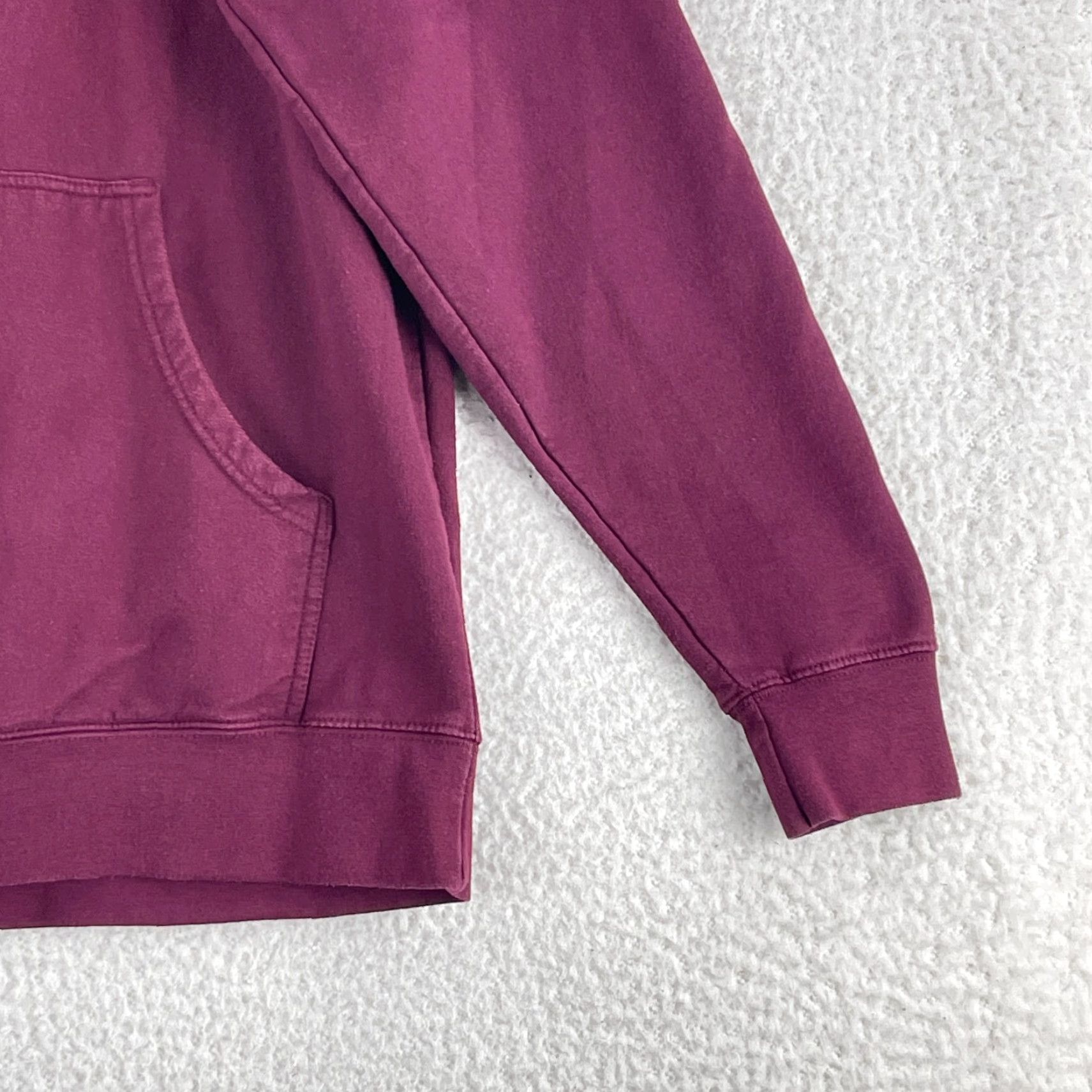 Pendleton Pendleton Mens Sweater Pullover Hoodie Long Sleeve Cross Paddle Maroon Red Knit Crew Neck Casual Size L Size US L / EU 52-54 / 3 - 3 Thumbnail