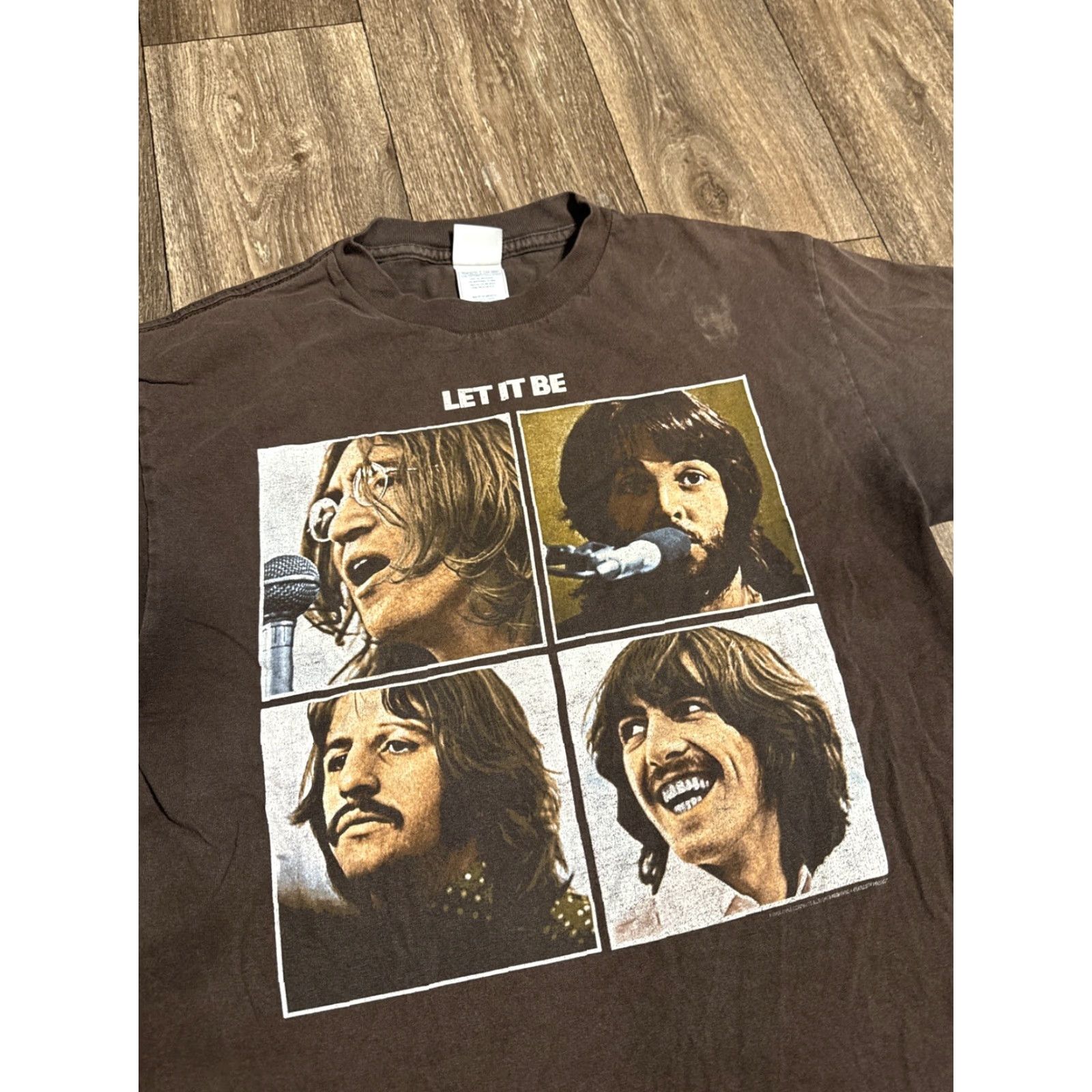 Vintage VINTAGE The Beatles T-Shirt Men M Medium Brown 2004 Let it Be Band Rock Music Lennon 90s Y2K Boys Mens Womens? Size US M / EU 48-50 / 2 - 2 Thumbnail