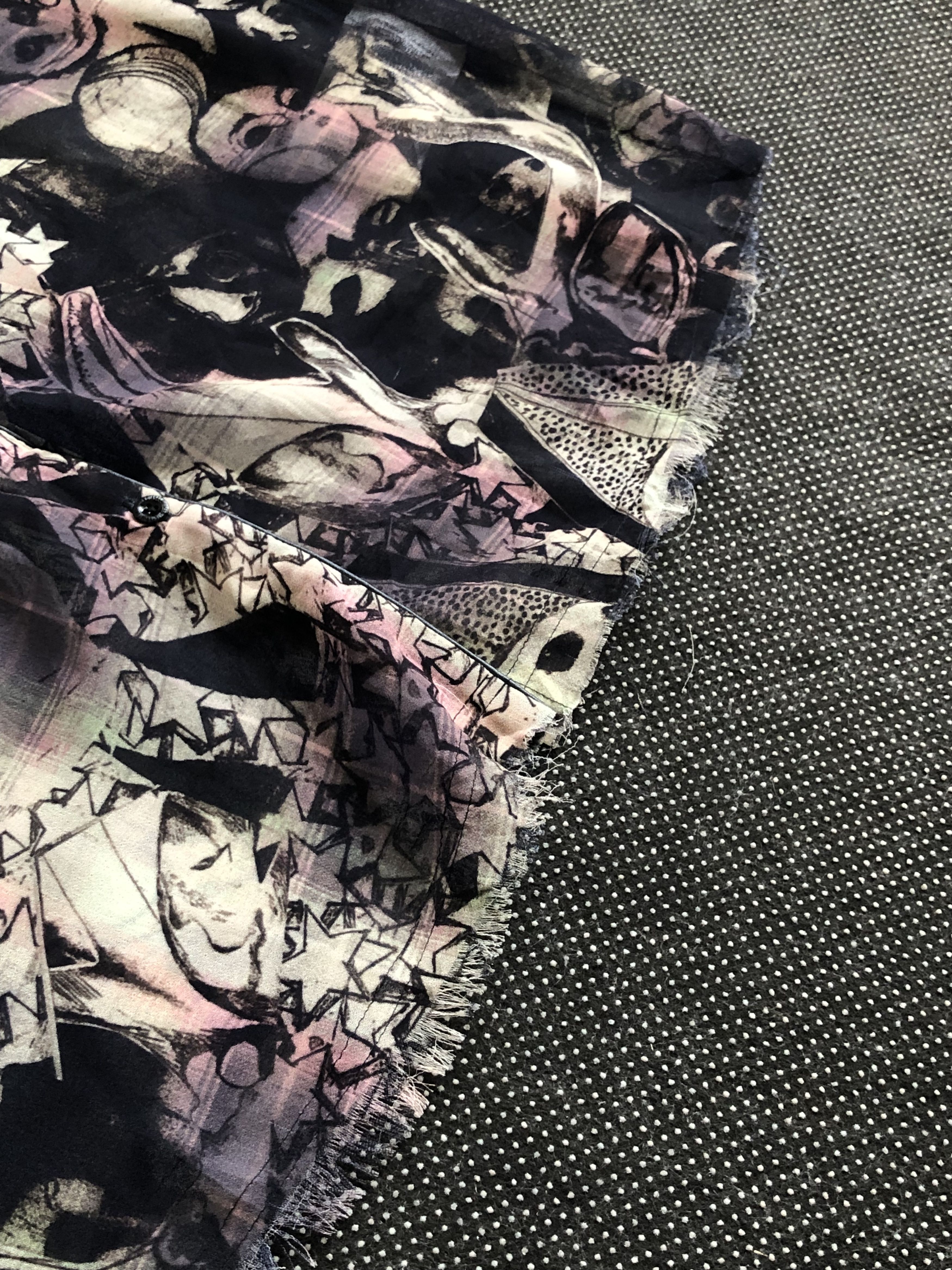 Diesel RARE🔥DIESEL SHEEPSKIN PIPELINE PAPERTHIN HORROR JUNJI ITO Size M / US 6-8 / IT 42-44 - 6 Thumbnail