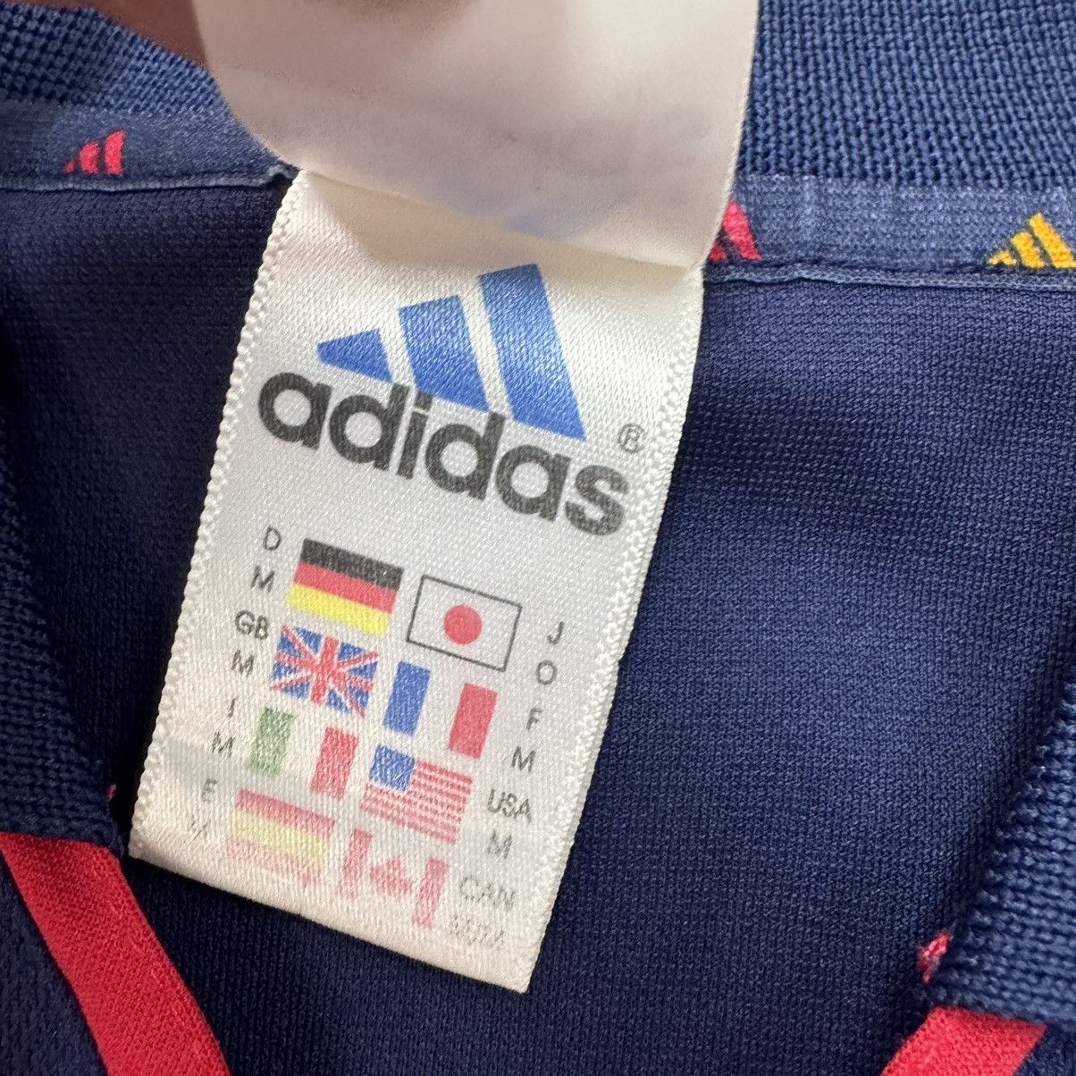 Adidas Spain Euro2000 away shirt Size US M / EU 48-50 / 2 - 6 Thumbnail