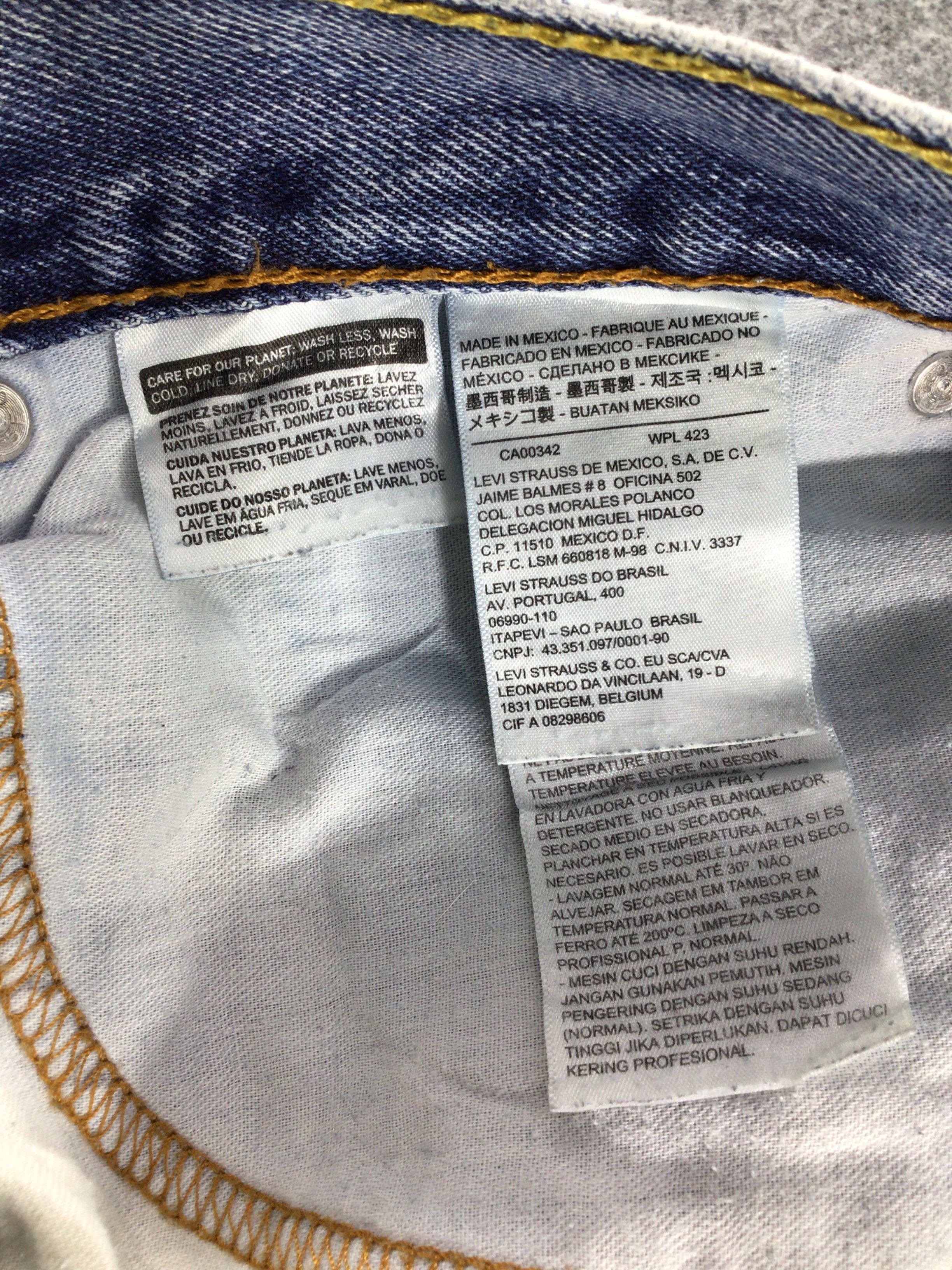 Levi's Vintage Blue Wash Levis 505 Jeans-J484 Size US 35 - 9 Thumbnail