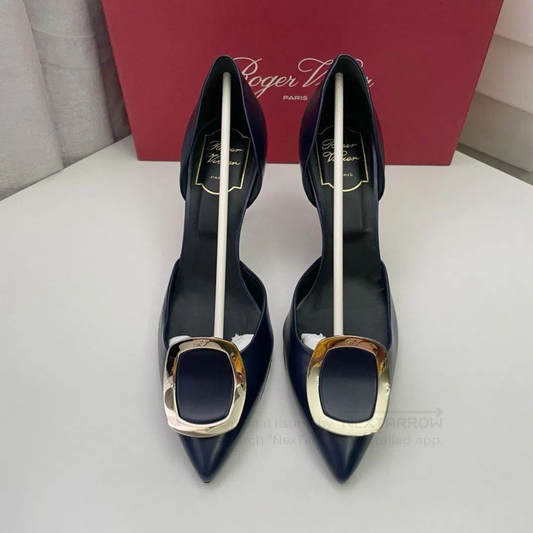 Roger Vivier Roger Vivier Classic Square Buckle Heels. Size US 7.5 / IT 37.5 - 1 Thumbnail