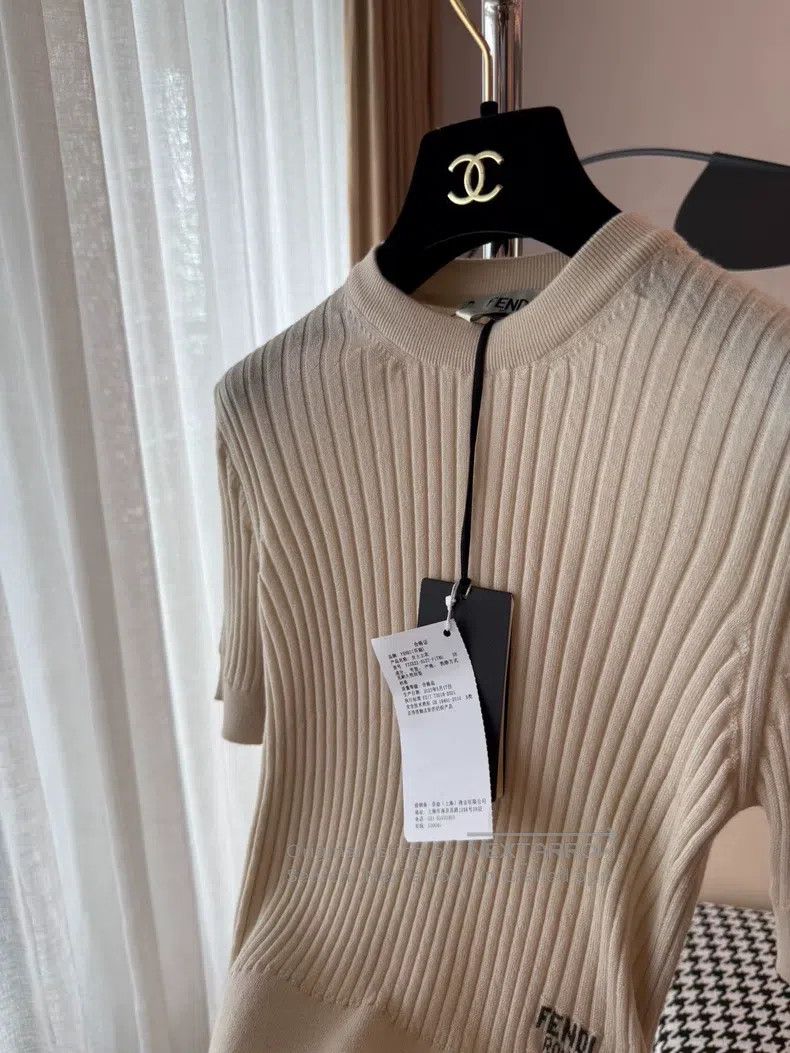 Fendi Fendi Knitted Top Size XS / US 0-2 / IT 36-38 - 4 Thumbnail