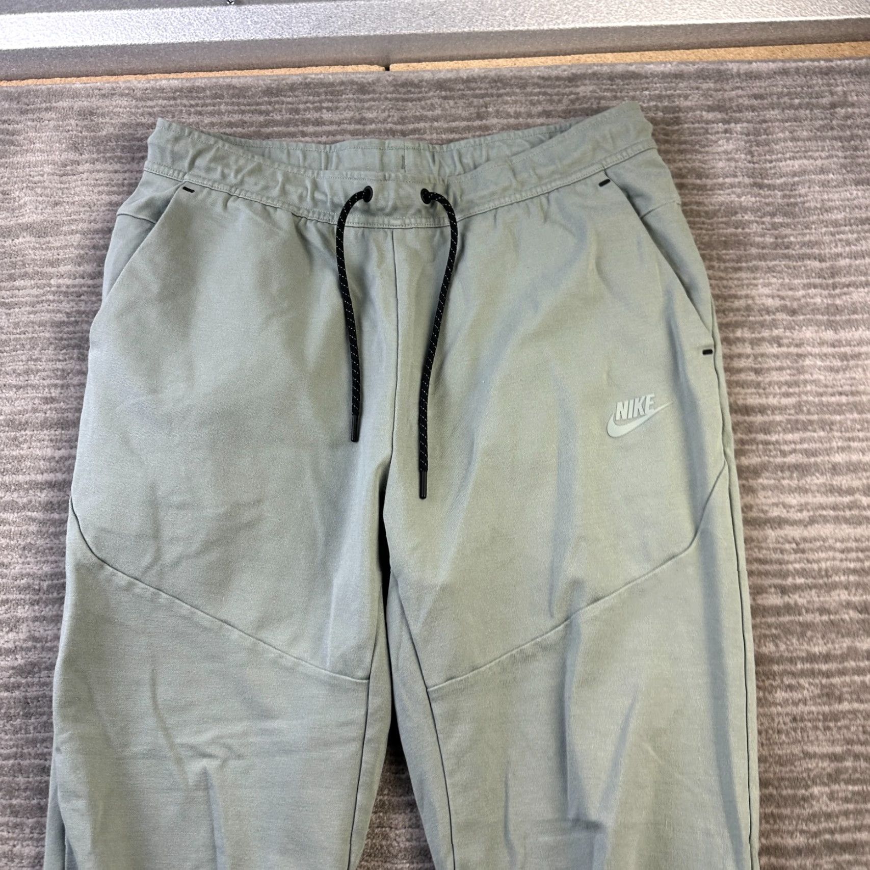 Nike Nike Pants Mens Large Gray Tech Fleece Lightweight Jogger Size US 32 / EU 48 - 3 Thumbnail