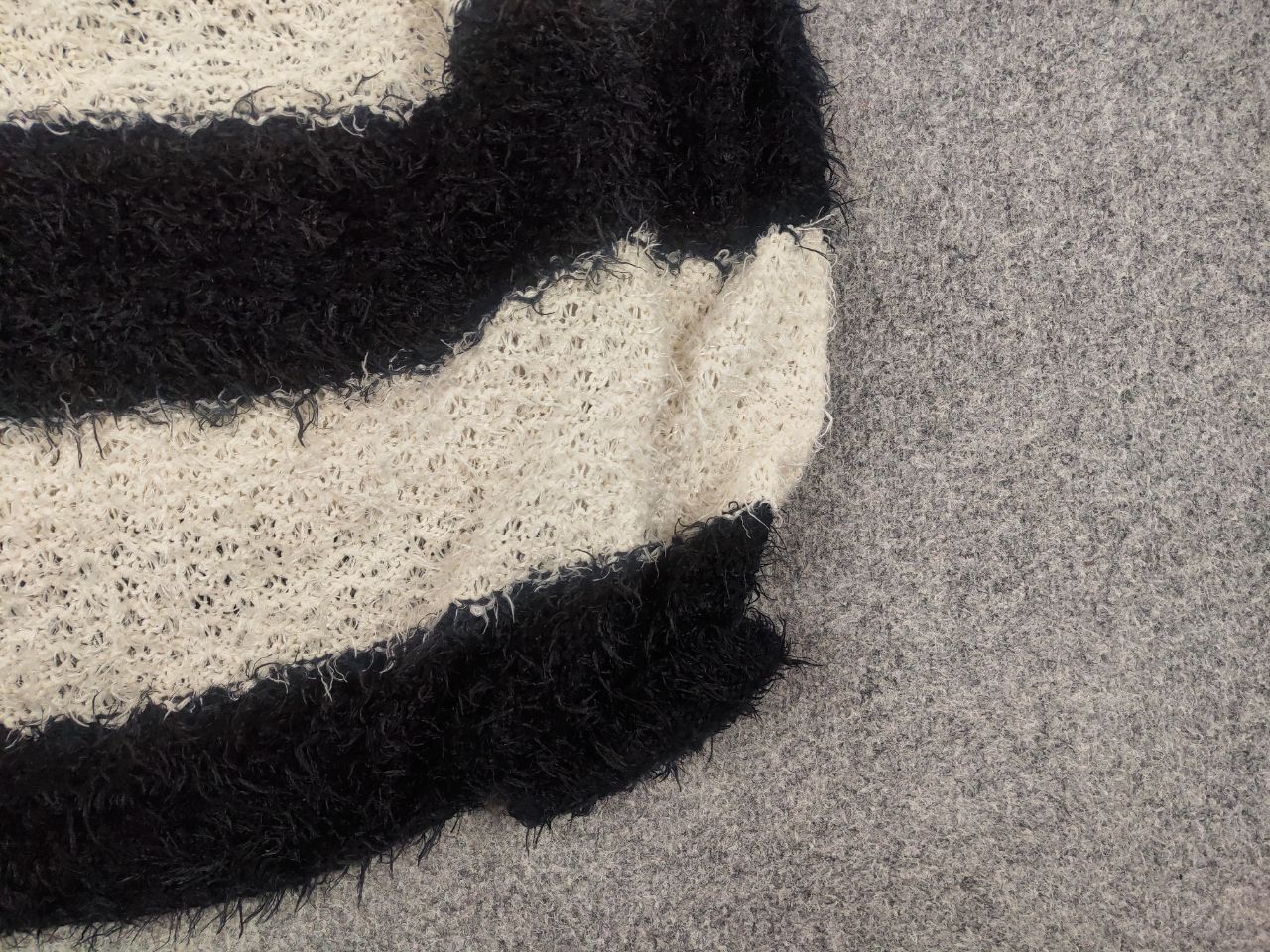 Hysteric Glamour Vintage G21 Japan Hysteric Glamour Style Striped Fur Sweater Size US S / EU 44-46 / 1 - 6 Thumbnail