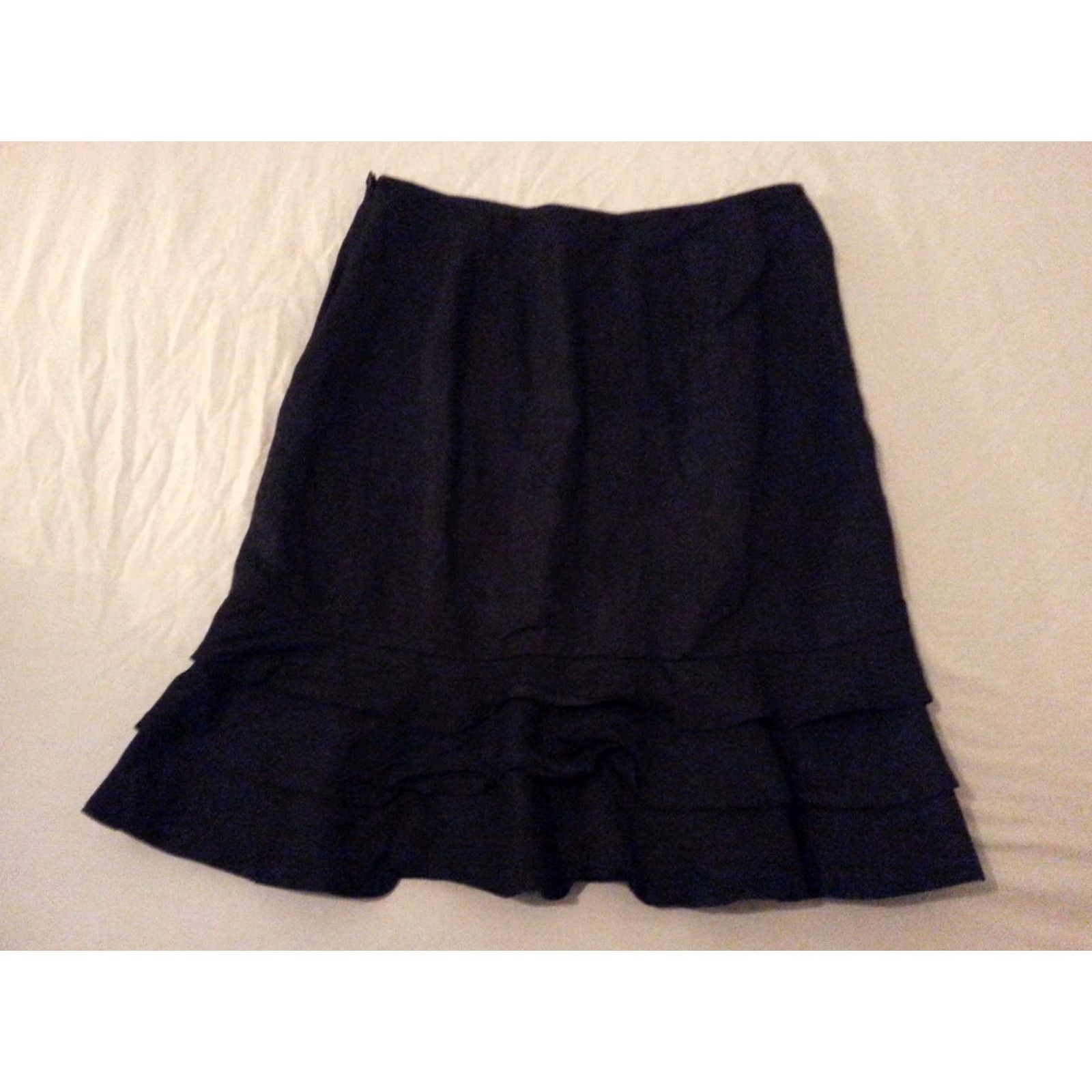 Ann Taylor Womens Ann Taylor LOFT Linen Skirt 4 Black Skirt Knee Length Womens 4 Black Ann Taylor LOFT Linen Skirt Size 27" / US 4 / IT 40 - 2 Thumbnail