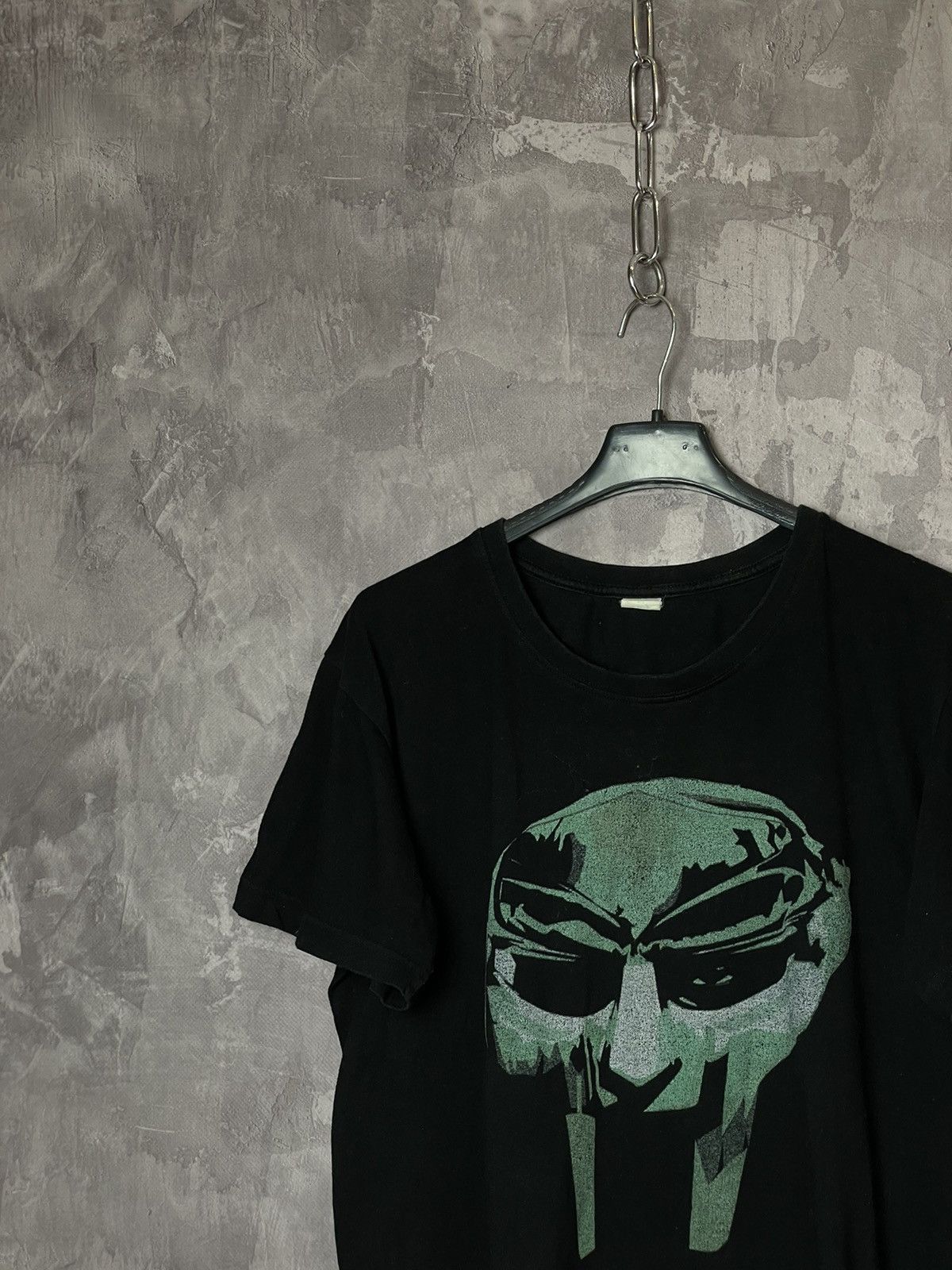 Band Tees × Vintage Vintage MF Doom Mad Villain Tshirt Size US S / EU 44-46 / 1 - 6 Thumbnail