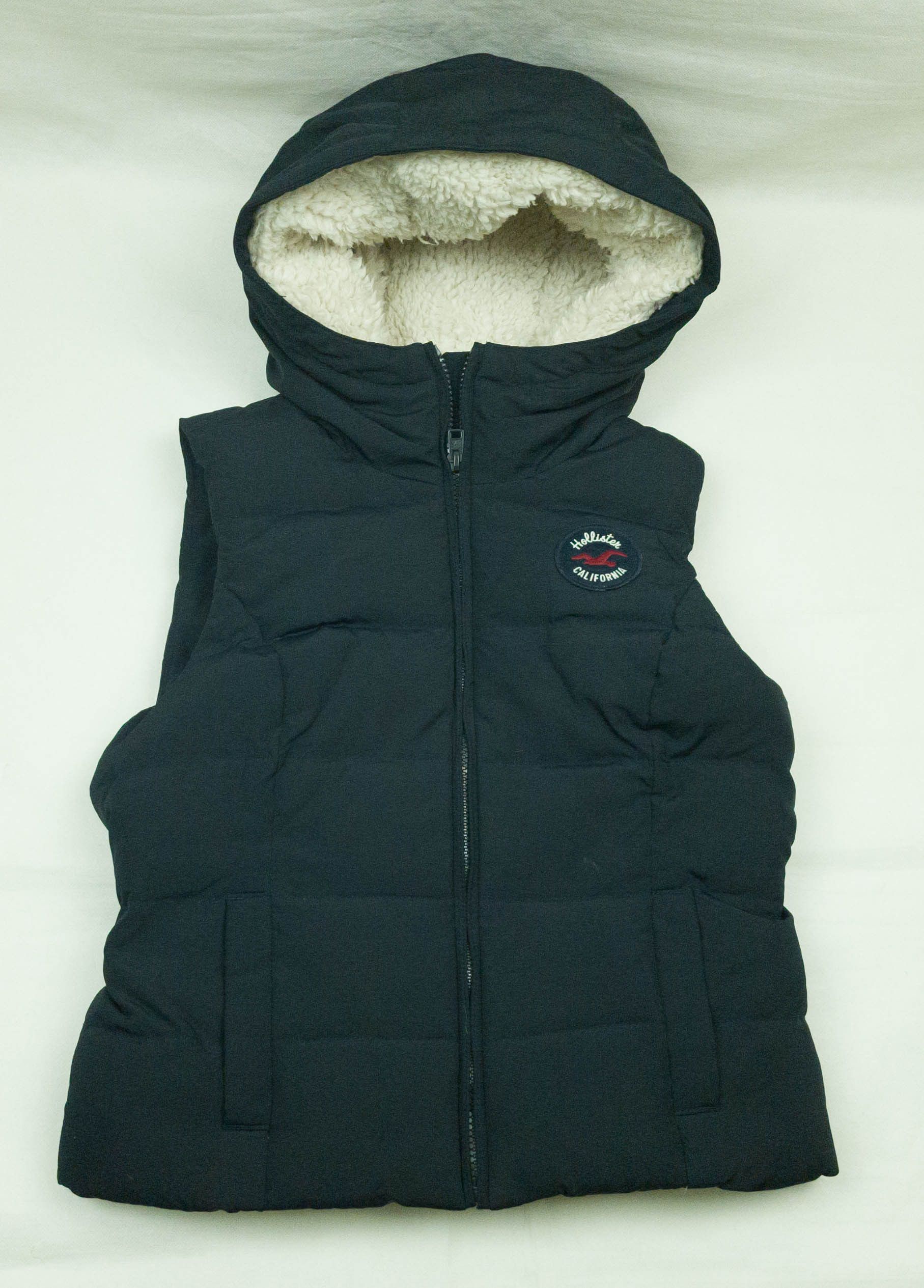 Hollister Hollister womens waistcoat zip fur lining size S-M vgc Size M / US 6-8 / IT 42-44 - 3 Thumbnail