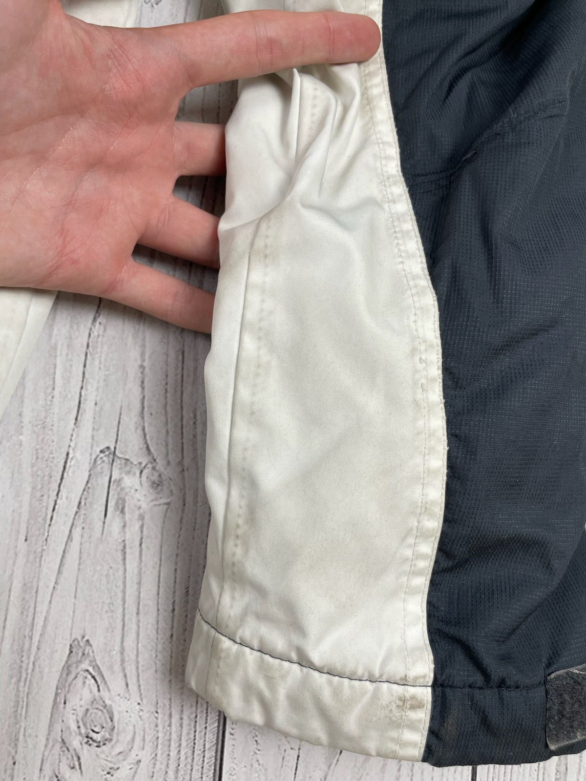 Nike Vintage nike Jacket snow fleece white logo rare size S Ski Size US S / EU 44-46 / 1 - 13 Thumbnail
