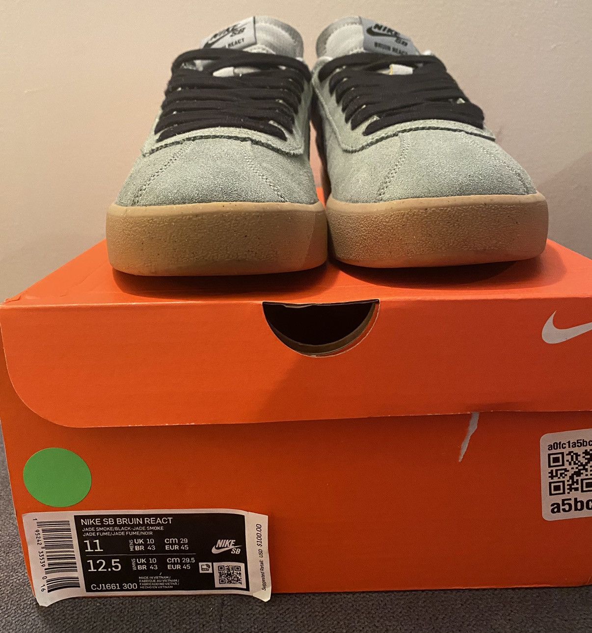 image of Nike Sb Bruin React “Jade Smoke Gum” Shoes in Green, Men's (Size 11)