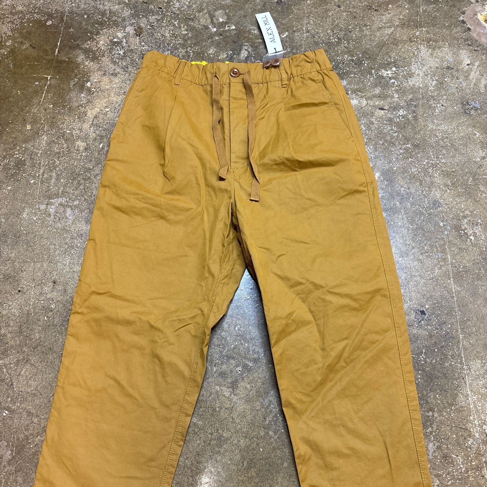 Alex Mill NWT Alex Mill Pull On Pleated Pants Tech Nylon Men's Small Size US 30 / EU 46 - 2 Thumbnail