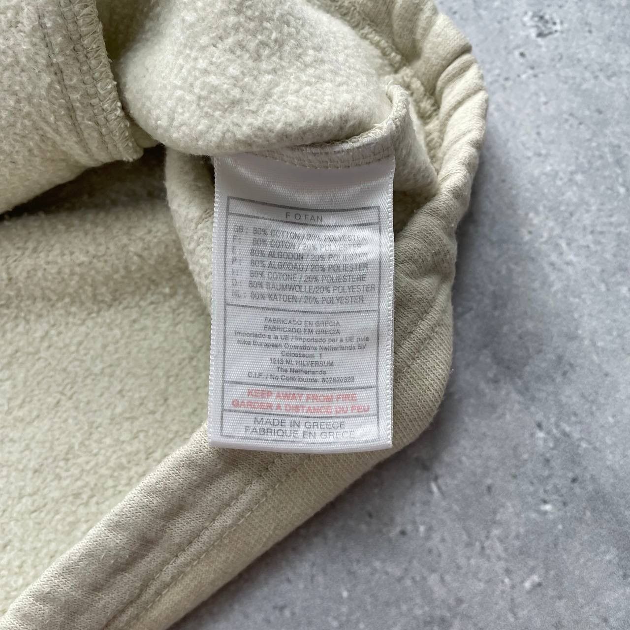 Nike × Vintage Vintage 2000s Nike Full-Zip Sweatshirt Beige Size M Size US M / EU 48-50 / 2 - 15 Thumbnail