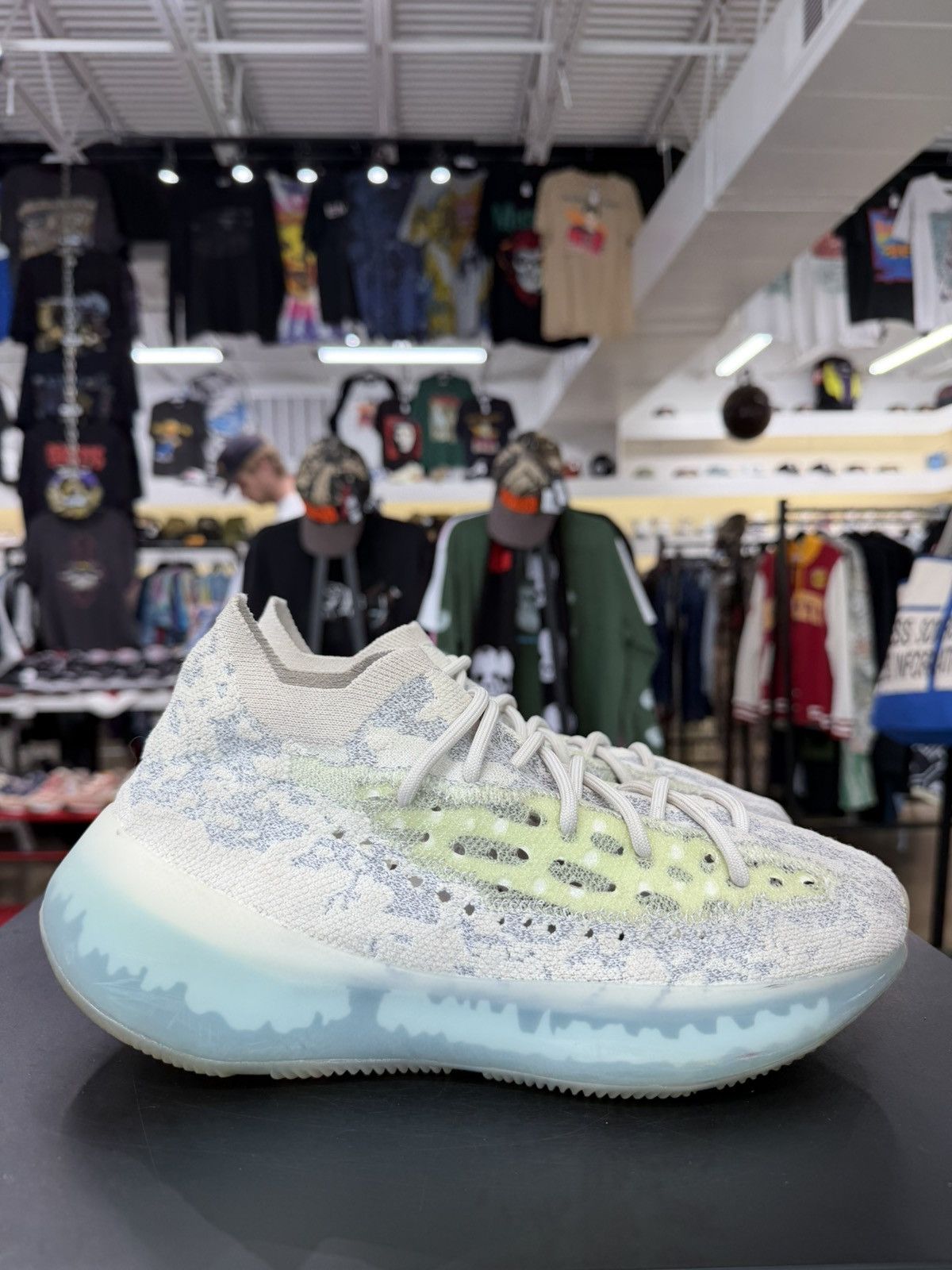 Adidas Yeezy Boost 380 Alien Blue Size 9 (2021) Size US 9 / EU 42 - 6 Thumbnail