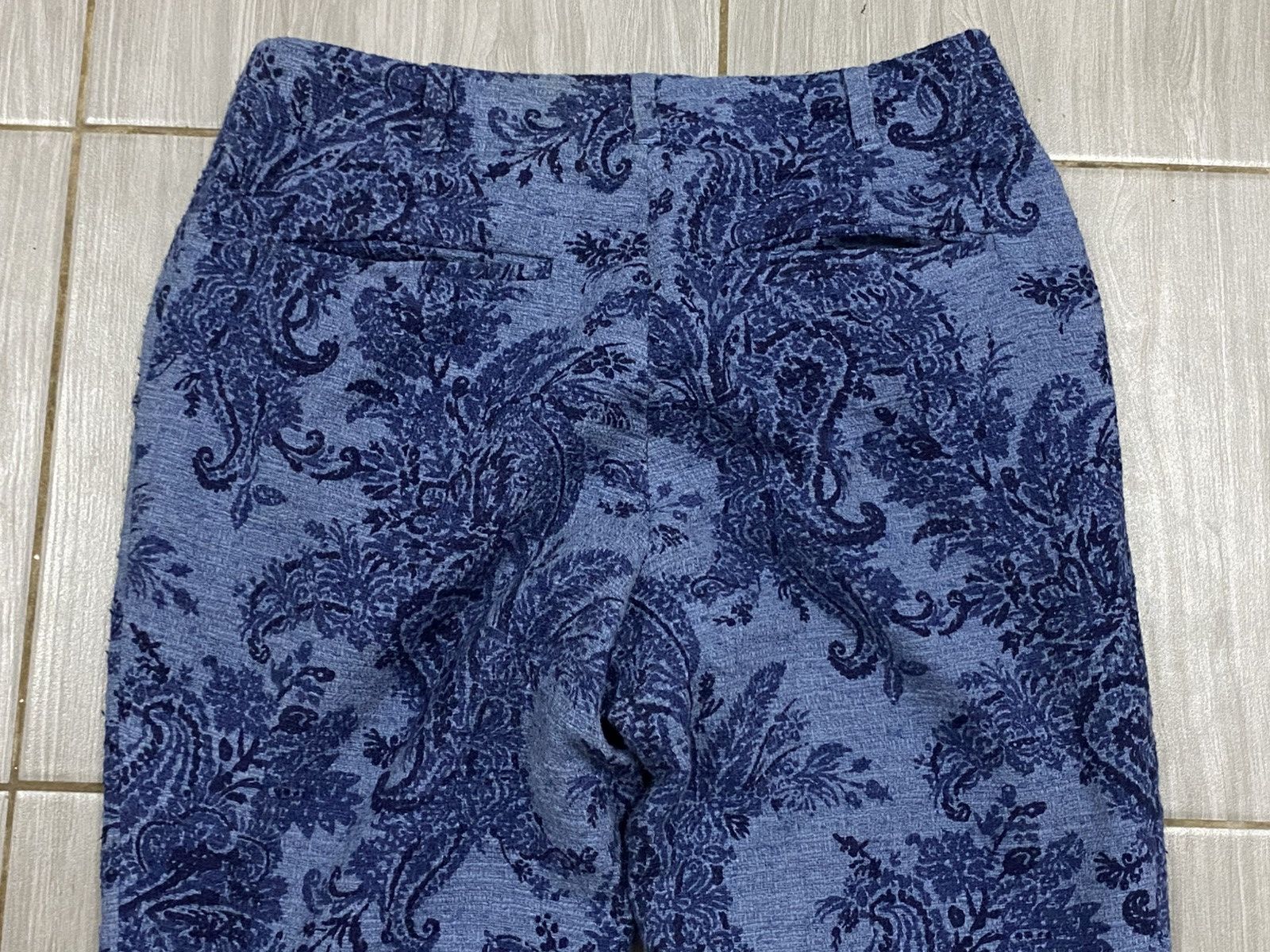 Japanese Brand Gallardagalante Indigo Paisley Jacquard Trousers (Size 1) Size US 28 / EU 44 - 7 Thumbnail
