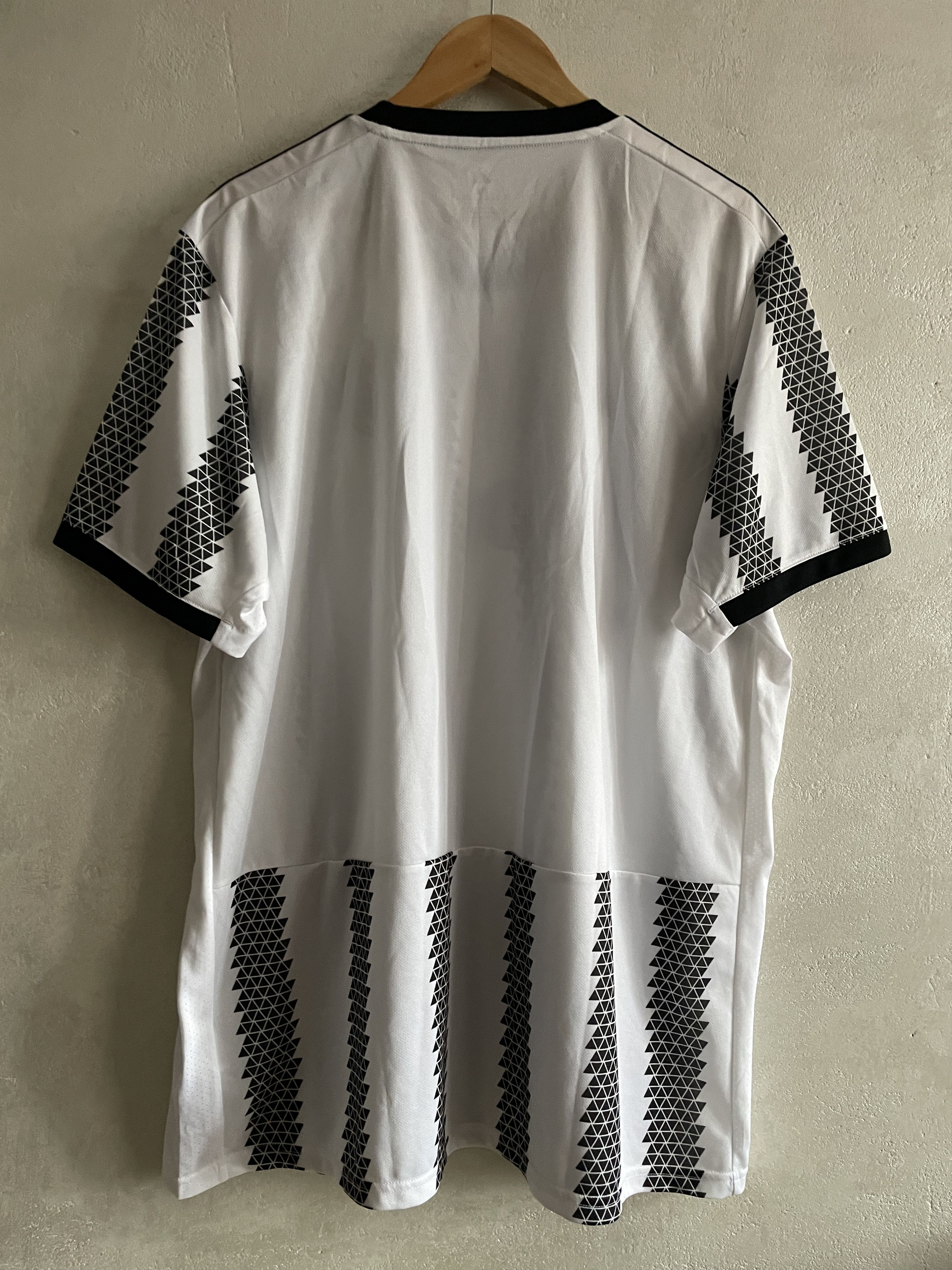 Adidas Juventus Home Kit Shirt 2022 2023 Soccer Jersey Size US XXL / EU 58 / 5 - 2 Thumbnail
