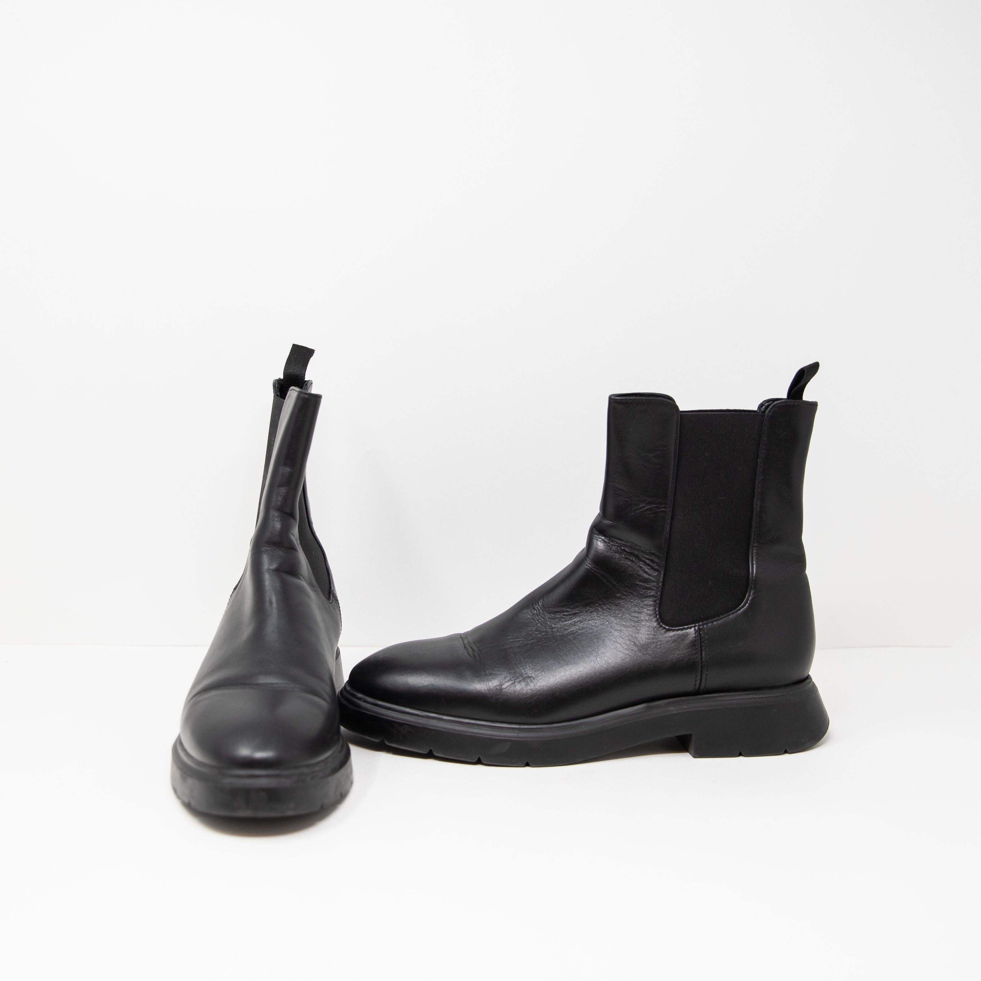 image of Stuart Weitzman Mckenzee Ankle Genuine Leather Shoes in Black, Women's (Size 7.5)