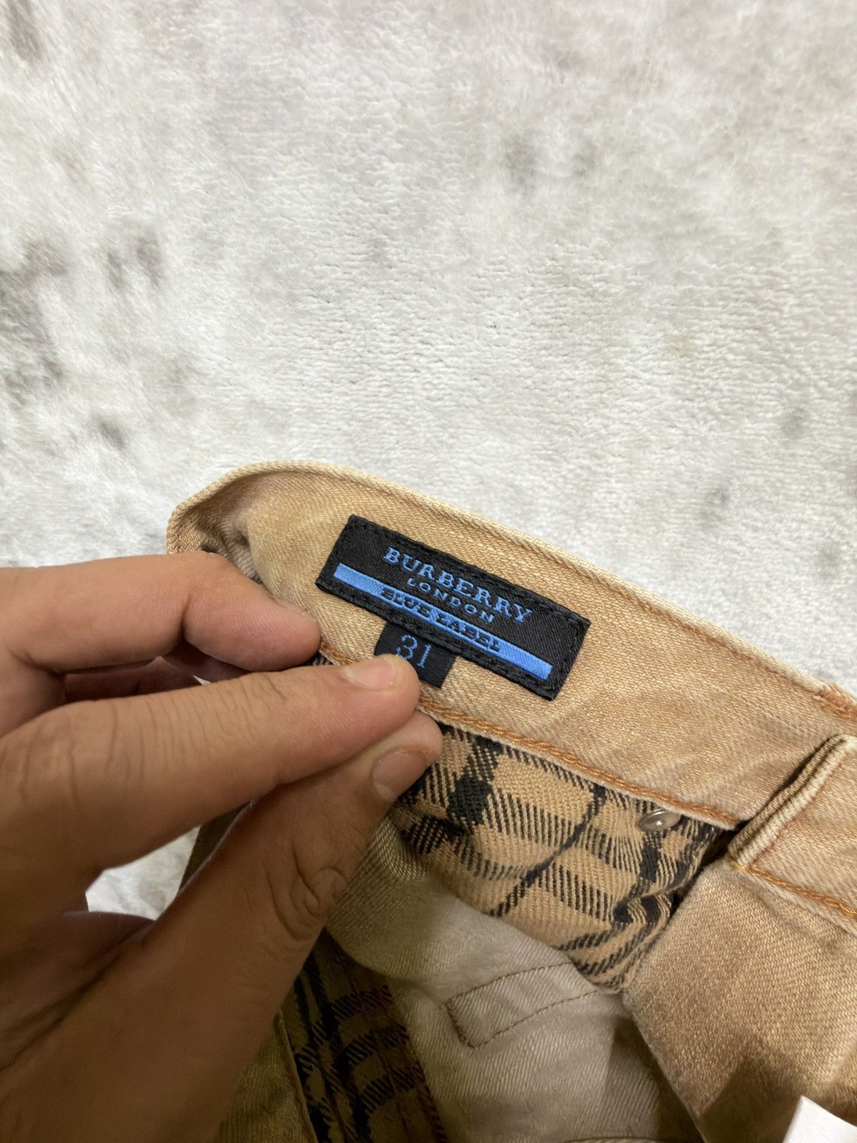 Burberry Burberry Blue Label Distressed Denim Nova Check Stripe Pants Size US 30 / EU 46 - 17 Thumbnail