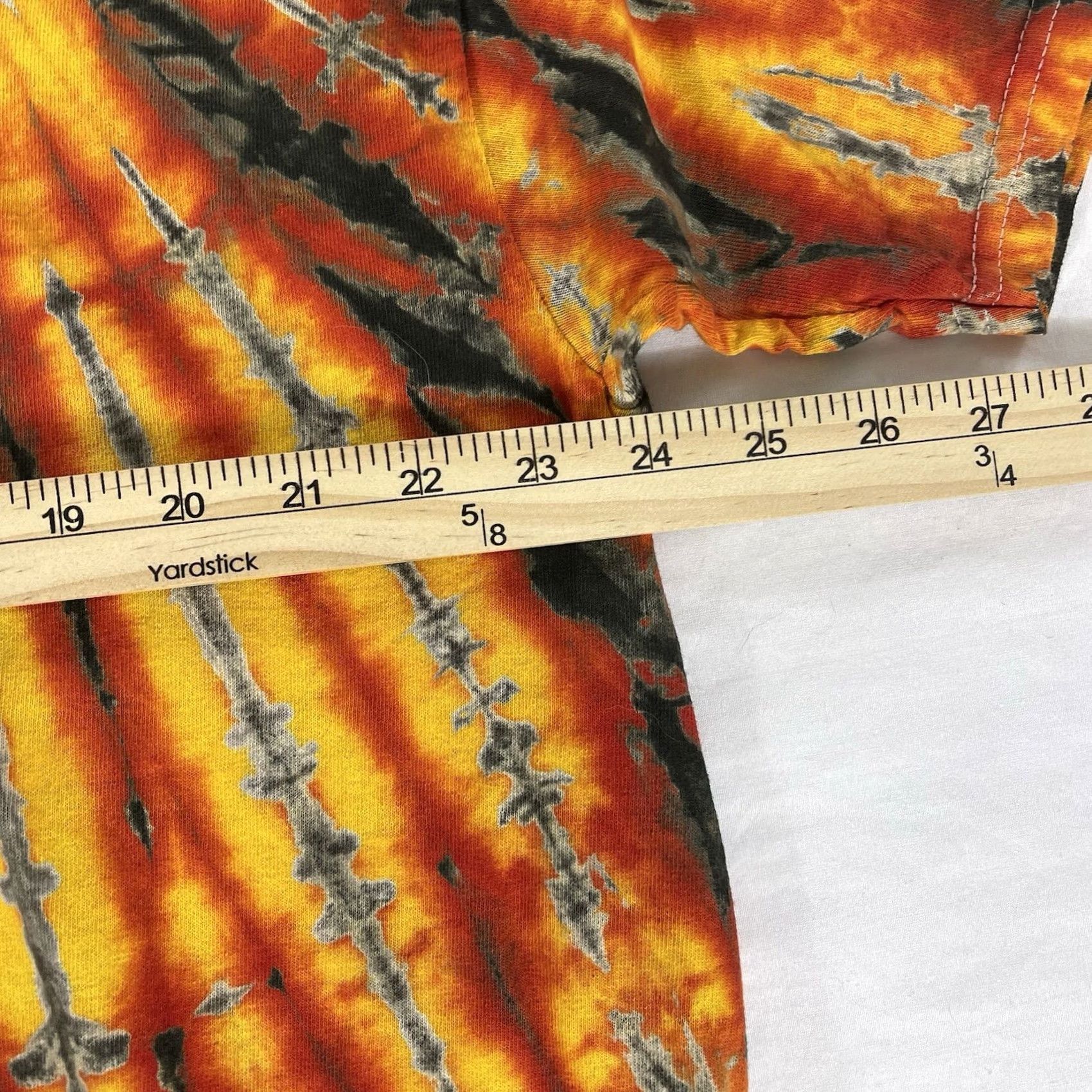 Gildan VINTAGE Gildan T-Shirt 2XL Music TYE DIE Tie Dye Graphic Tee Shirt Unisex Adults 2020s Boys Womens Mens N/A Size US XXL / EU 58 / 5 - 4 Thumbnail