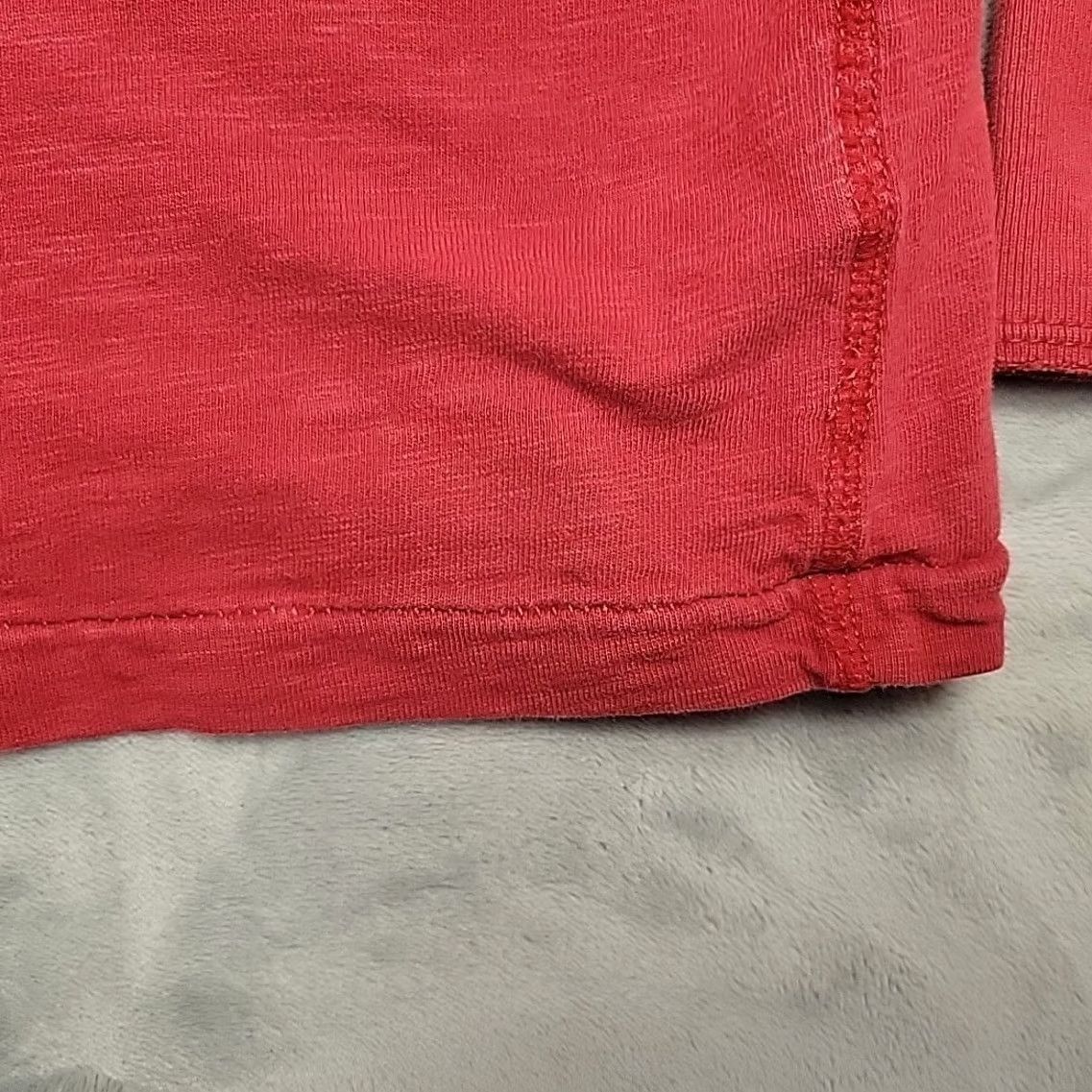 American Eagle Outfitters American Eagle Outfitters Shirt Mens L Red Long Sleeve Crewneck Y2K Retro TEE Size US L / EU 52-54 / 3 - 3 Thumbnail