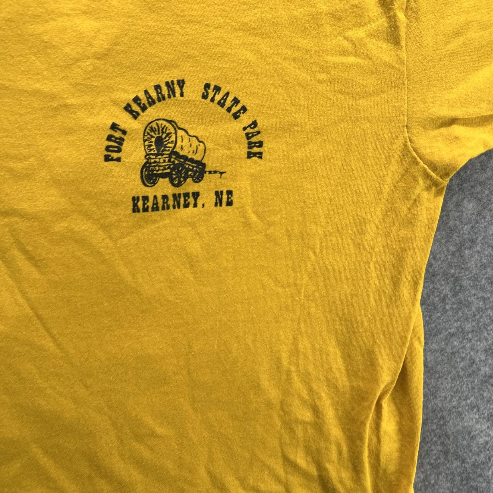 Russell Athletic VINTAGE Russell Athletic Shirt Mens XL Gold Fort Kearny State Park 90s Made USA Size US XL / EU 56 / 4 - 7 Thumbnail