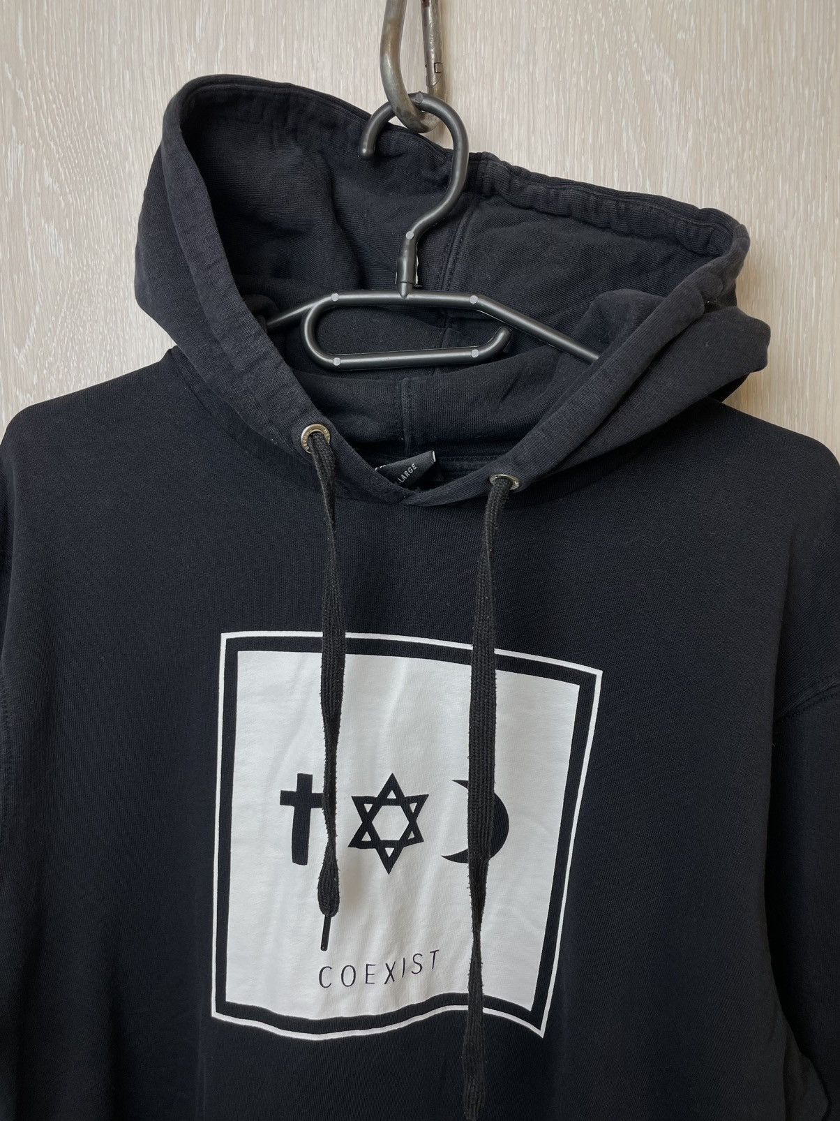 DEFEND PARIS DEFEND PARIS PULLOVER HOODIE SIZE XL BLACK MENS Size US XL / EU 56 / 4 - 4 Thumbnail