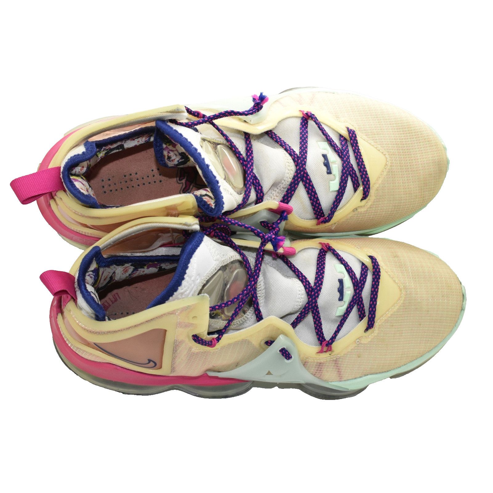 Nike NIKE LeBron XIX 19 Valentine Heart Shoes DH8459-900 Size 9.5 Size US 9.5 / EU 42-43 - 5 Thumbnail