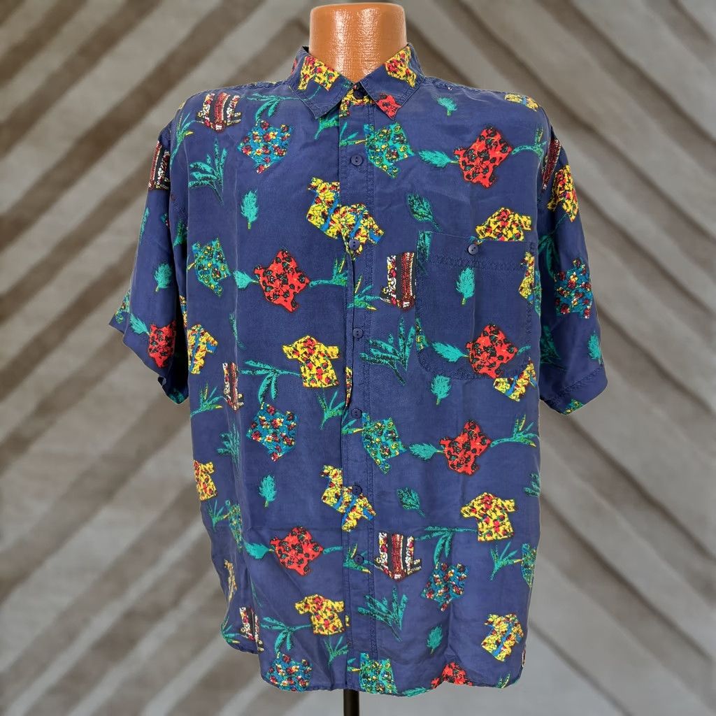 Vintage VINTAGE 90s Impact Shirt Men Large Hawaiian Patterns Surf Luau Button Up Silk Blue Size US L / EU 52-54 / 3 - 1 Thumbnail