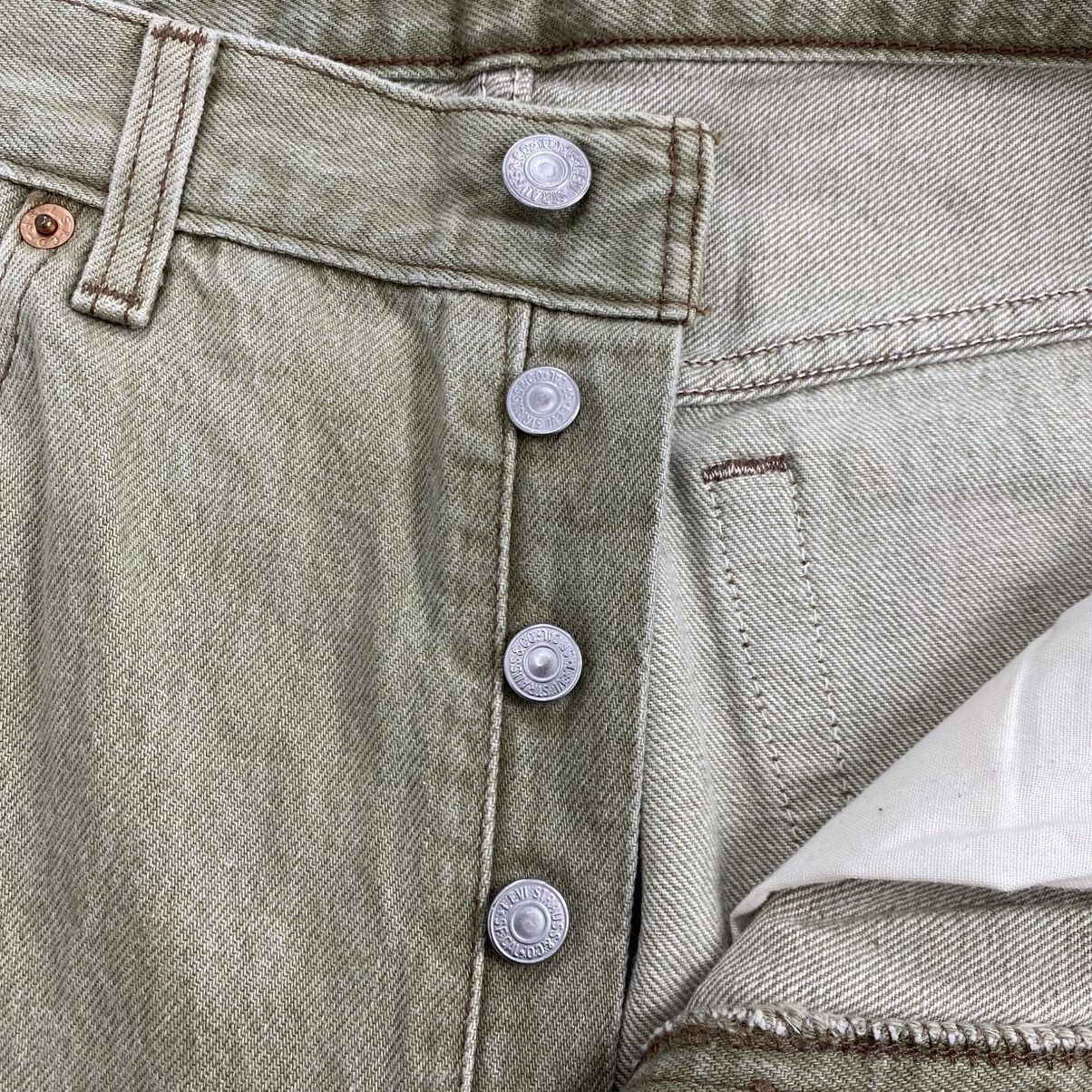 Levi's Vintage Clothing 1990s Vintage Levis Strauss 501 USA 34x30 Jeans Size US 33 - 7 Thumbnail